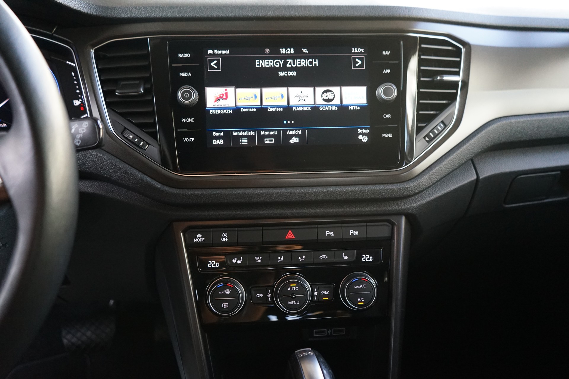 VW T-Roc 1.5 TSI EVO Advance DSG-image-11