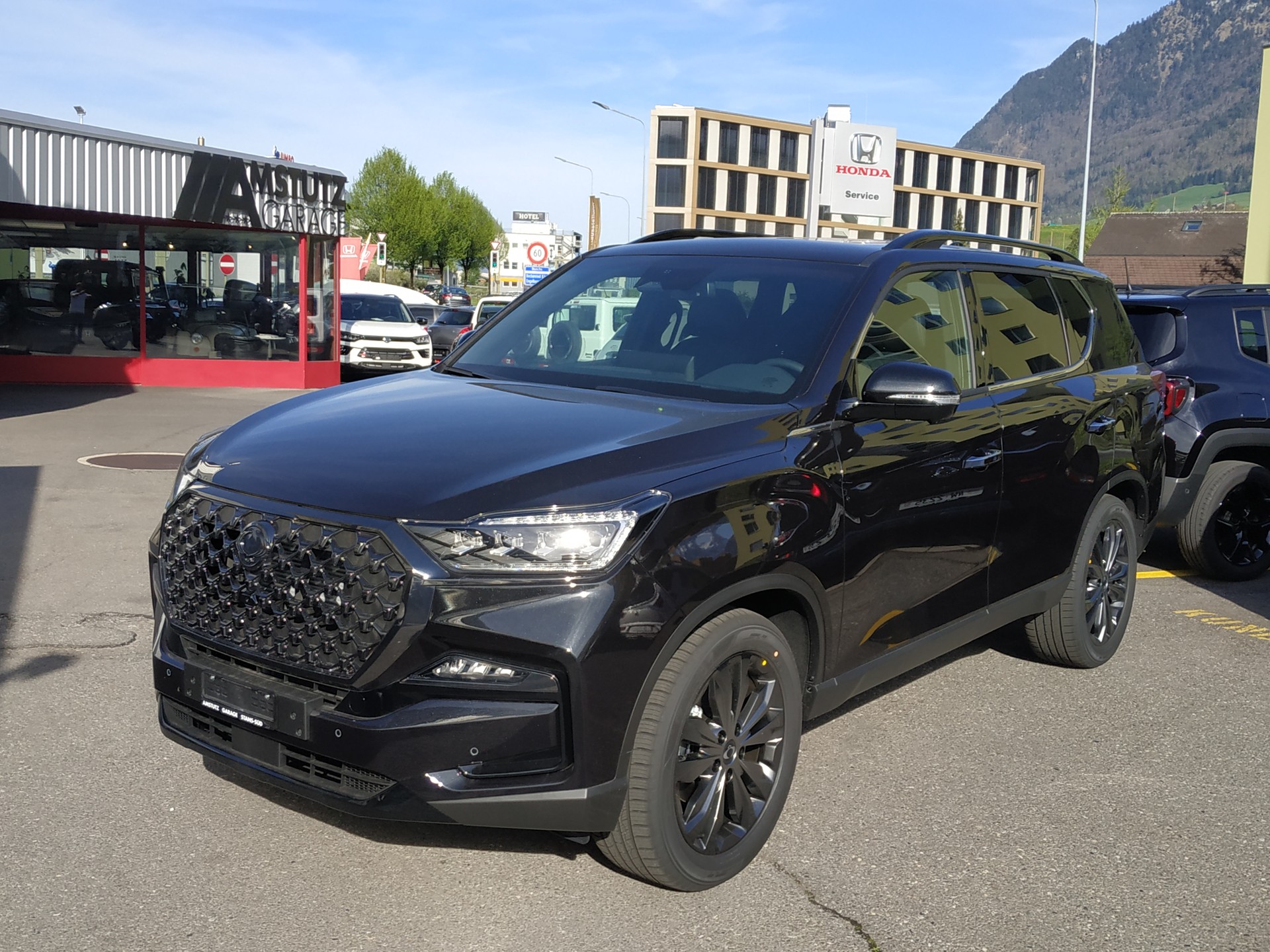 KGM-SsangYong Rexton 2.2 CRDi Blackline 4WD AT-showroom-element-2