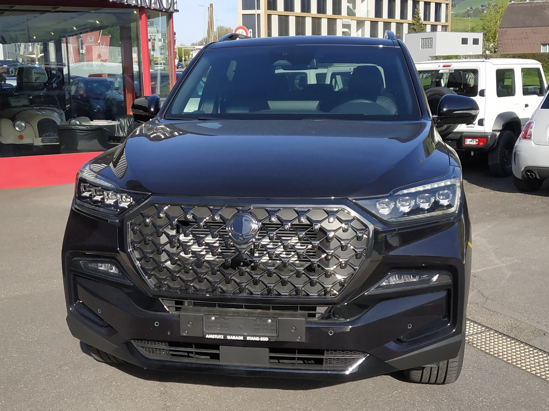 KGM-SsangYong Rexton 2.2 CRDi Blackline 4WD AT-showroom-element-3