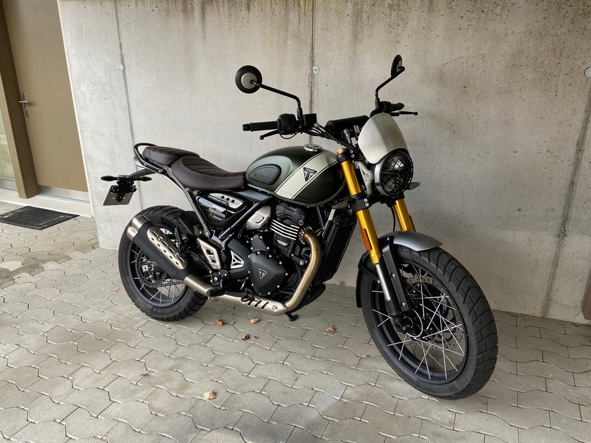 TRIUMPH Scrambler 400 X-image-0