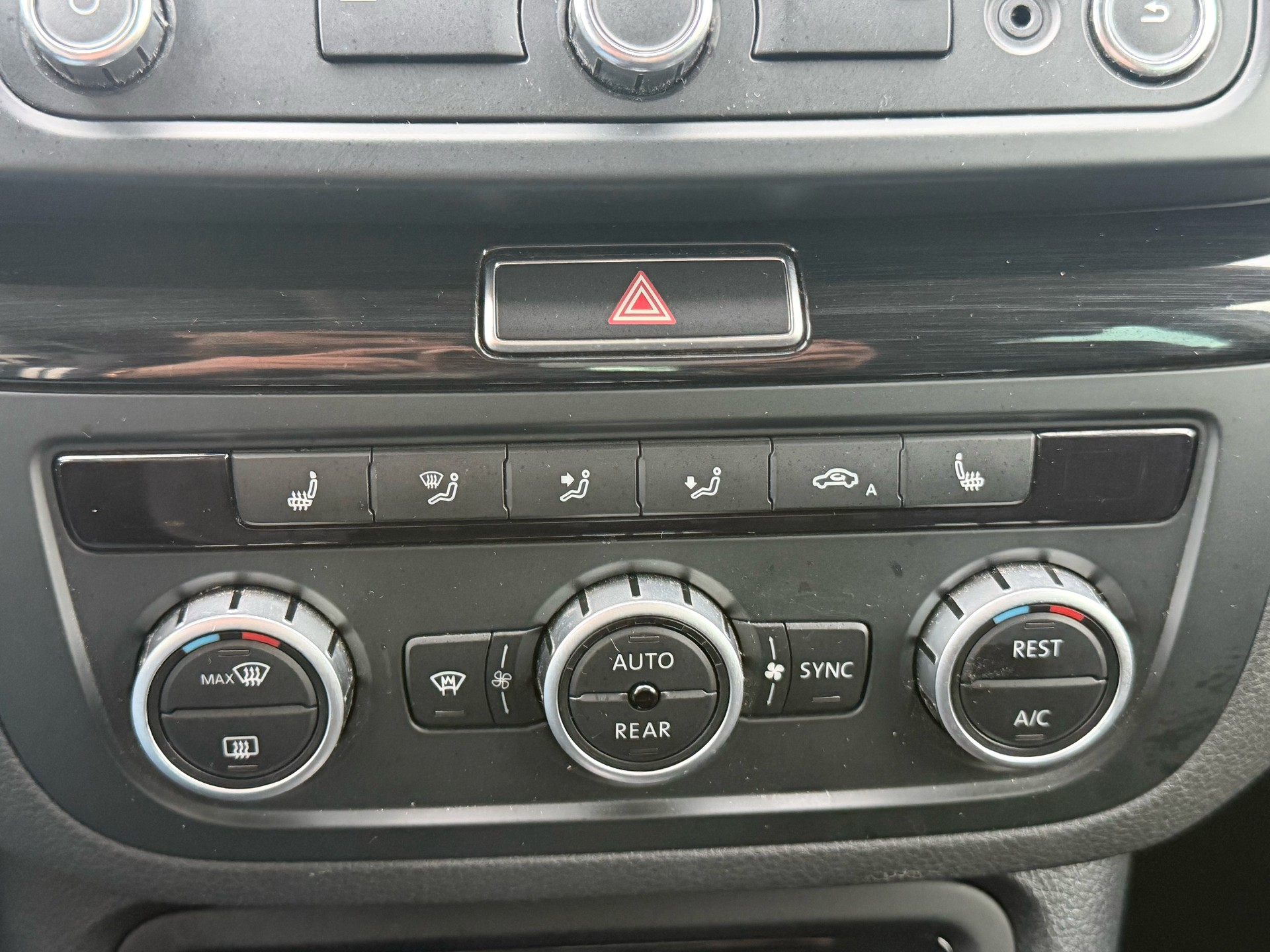 SEAT Alhambra 2.0 TDI Style Viva DSG-image-21