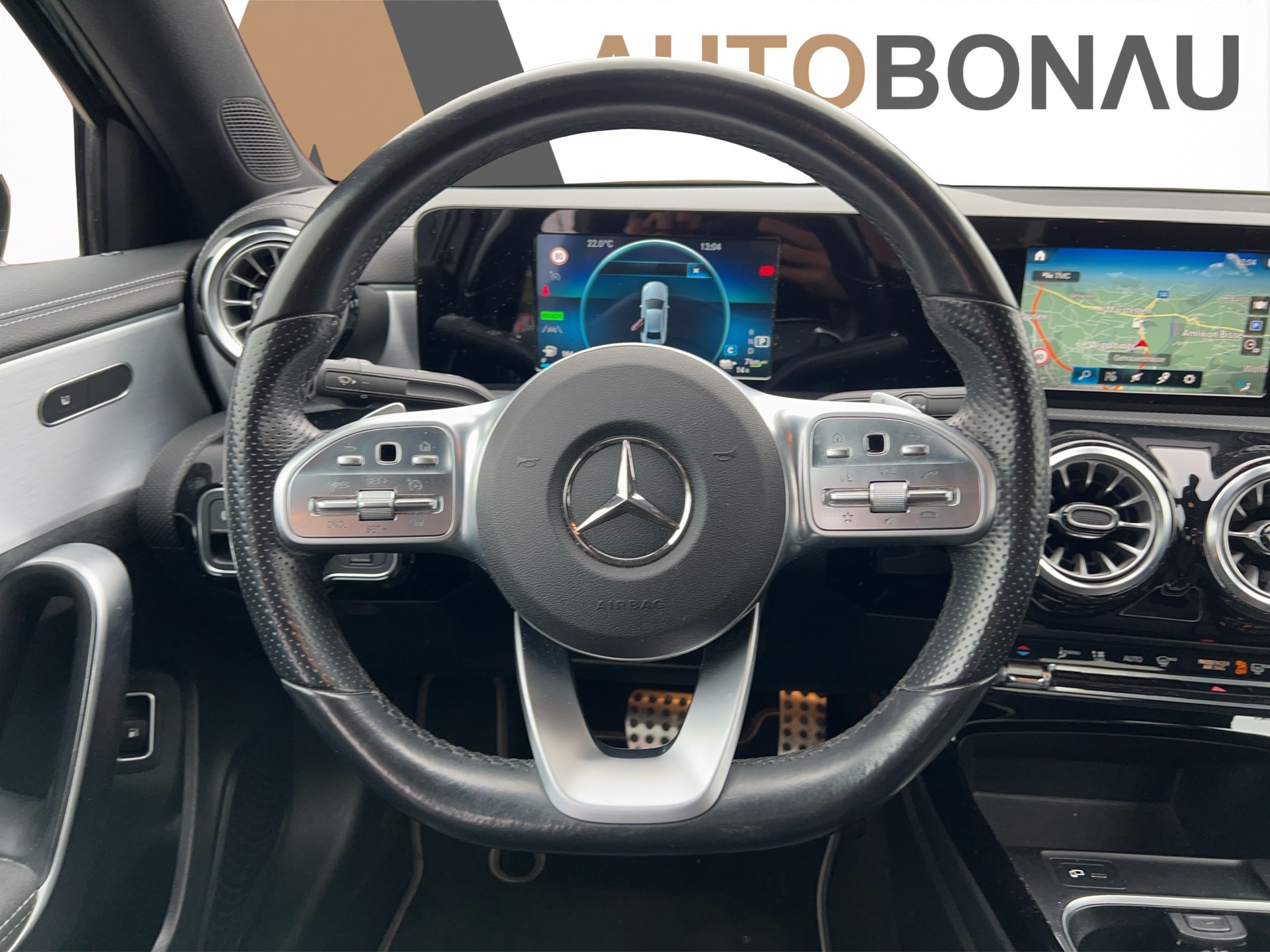MERCEDES-BENZ A-Klasse A 250 e AMG Line 8G-DCT-image-23