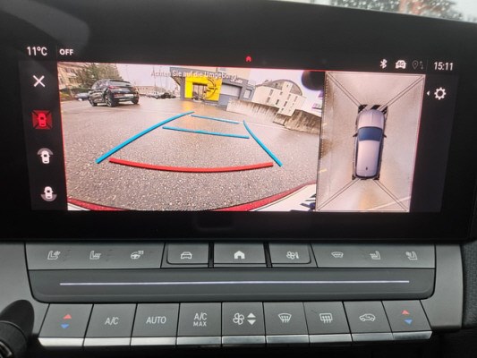 OPEL Astra 1.6 PHEV Swiss Pr A-image-8