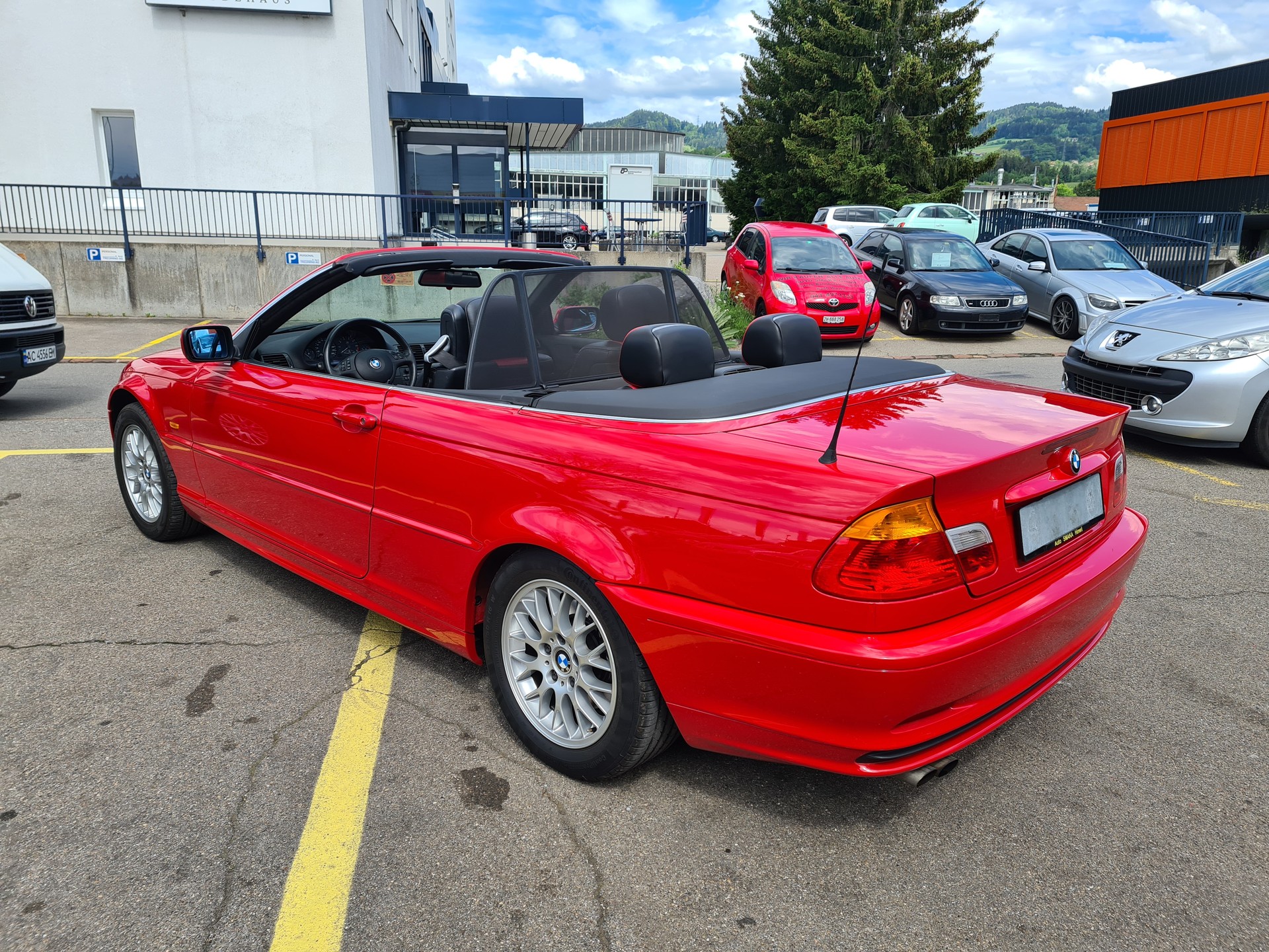 BMW 325Ci Cabriolet-image-4