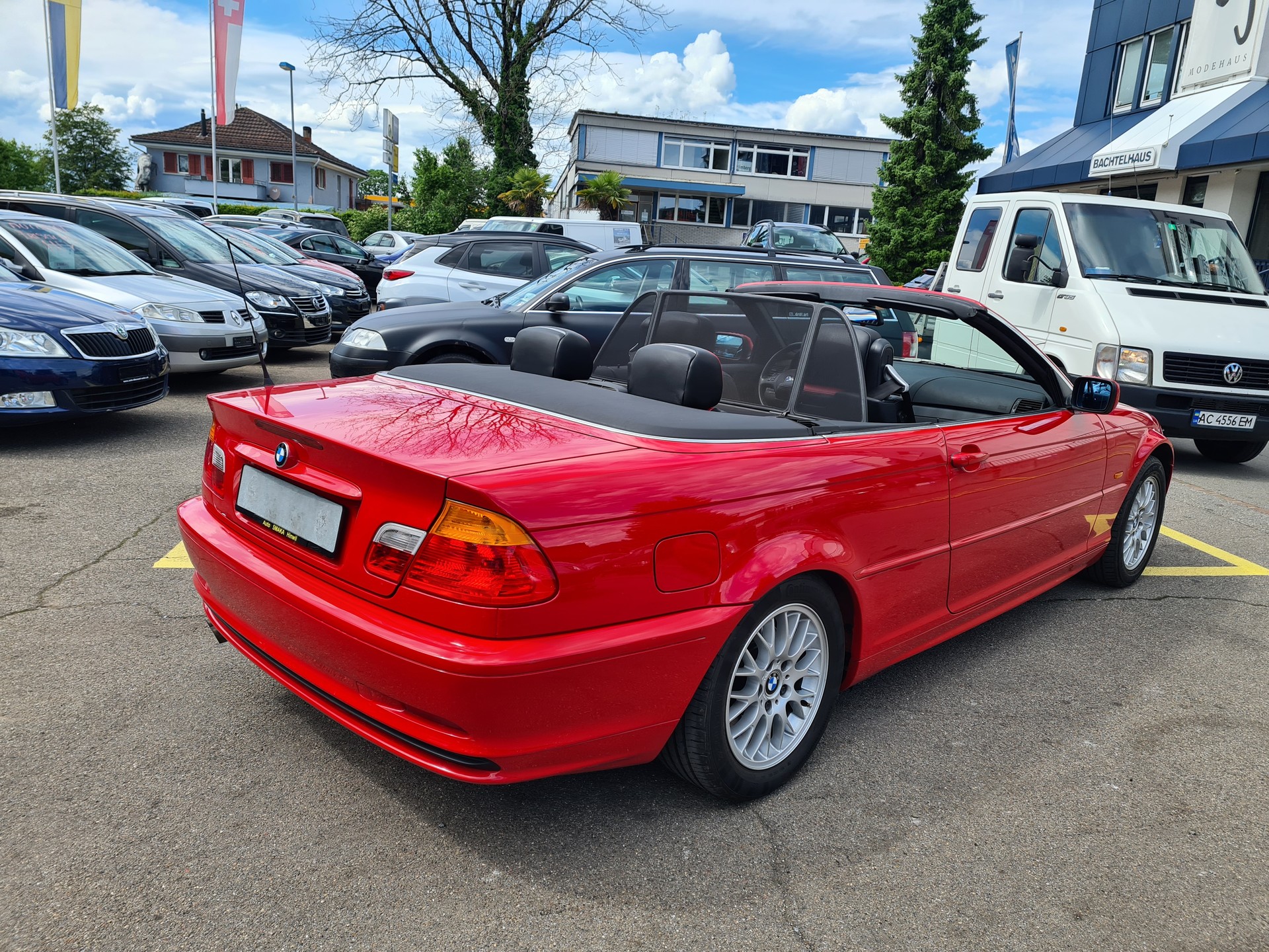 BMW 325Ci Cabriolet-showroom-element-3