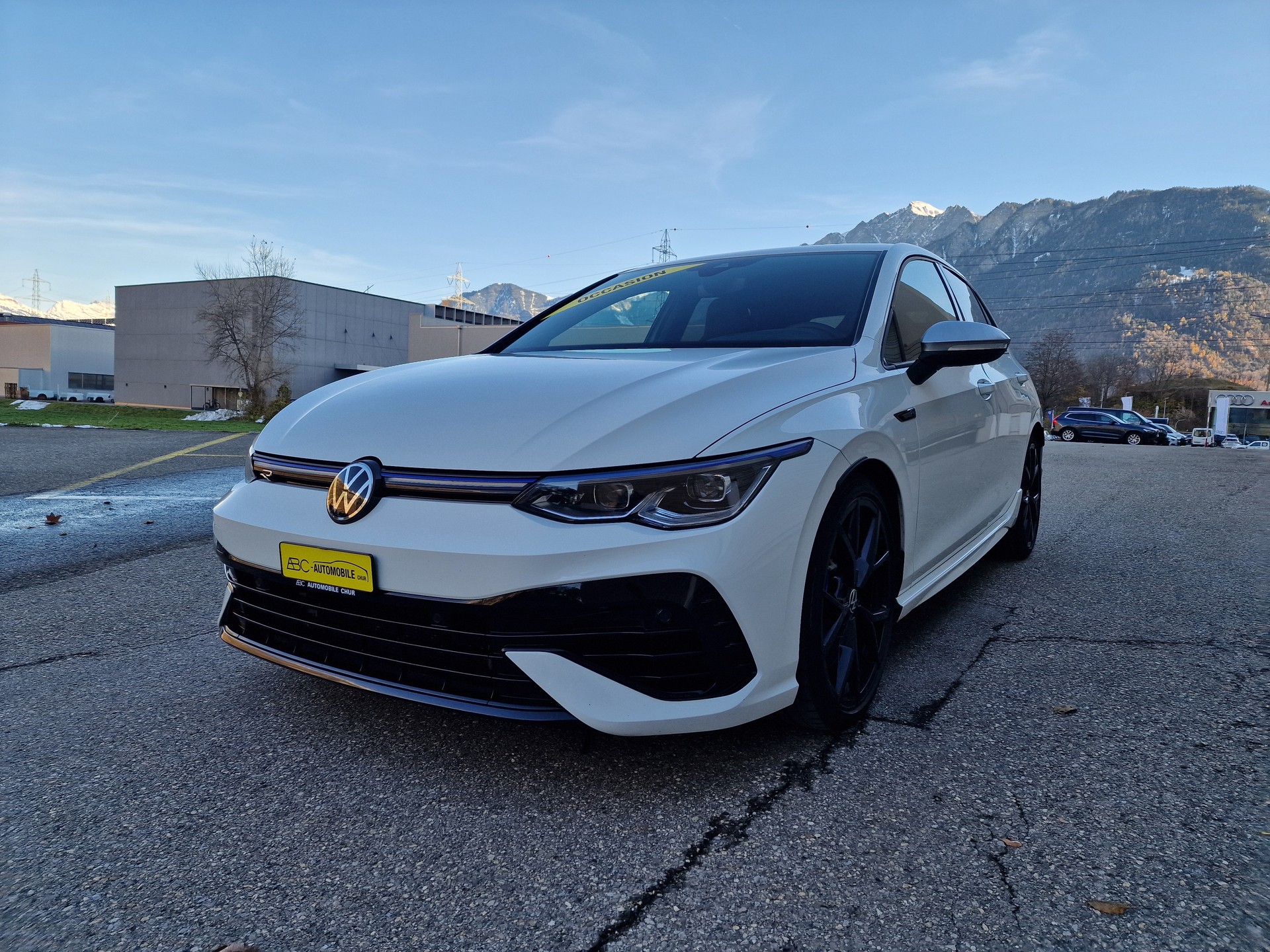 VW Golf 2.0 TSI R DSG 4Motion-image-7