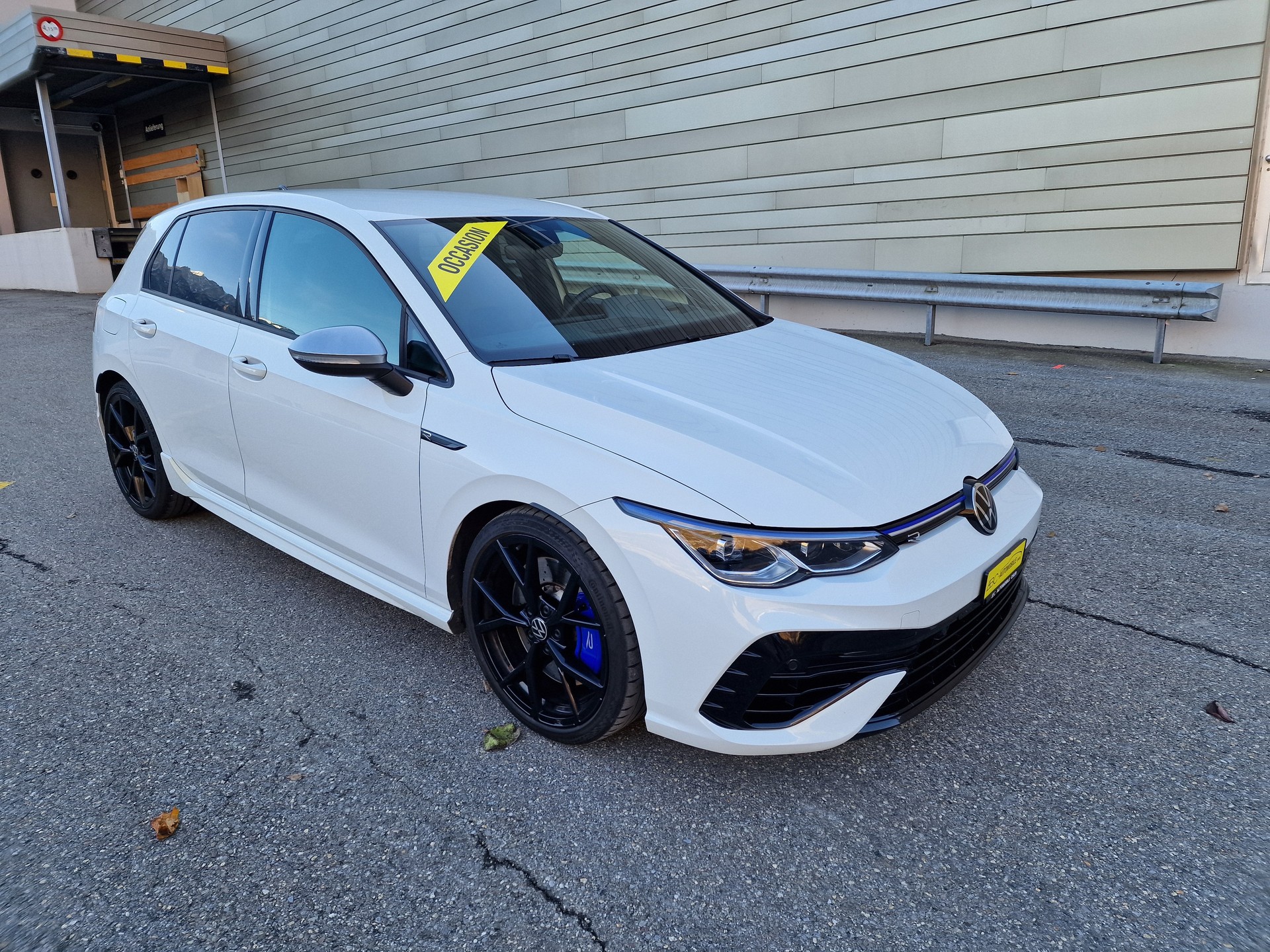 VW Golf 2.0 TSI R DSG 4Motion-showroom-element-1