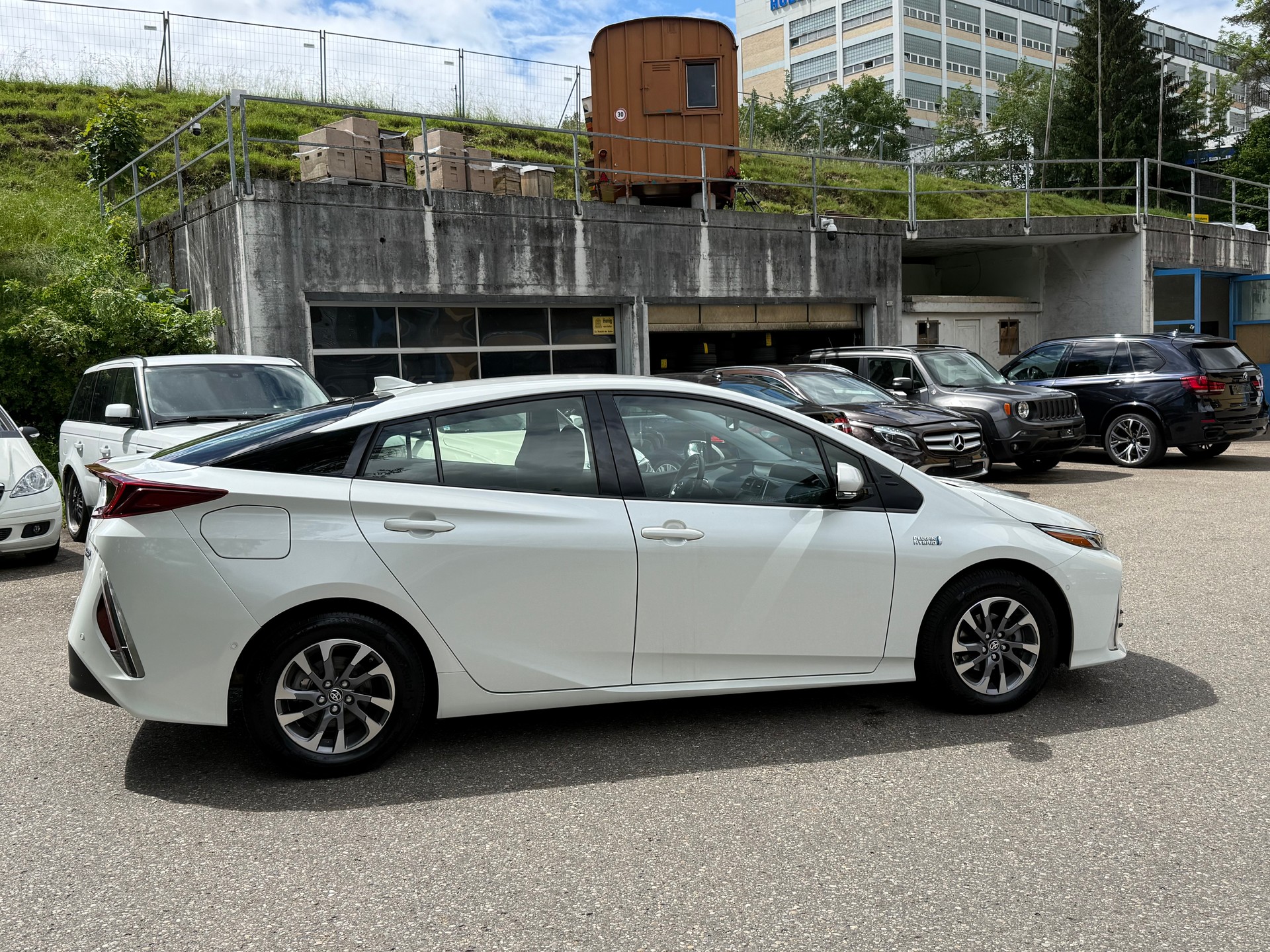TOYOTA Prius 1.8 VVT-i Plug-in Hybrid Premium-image-5