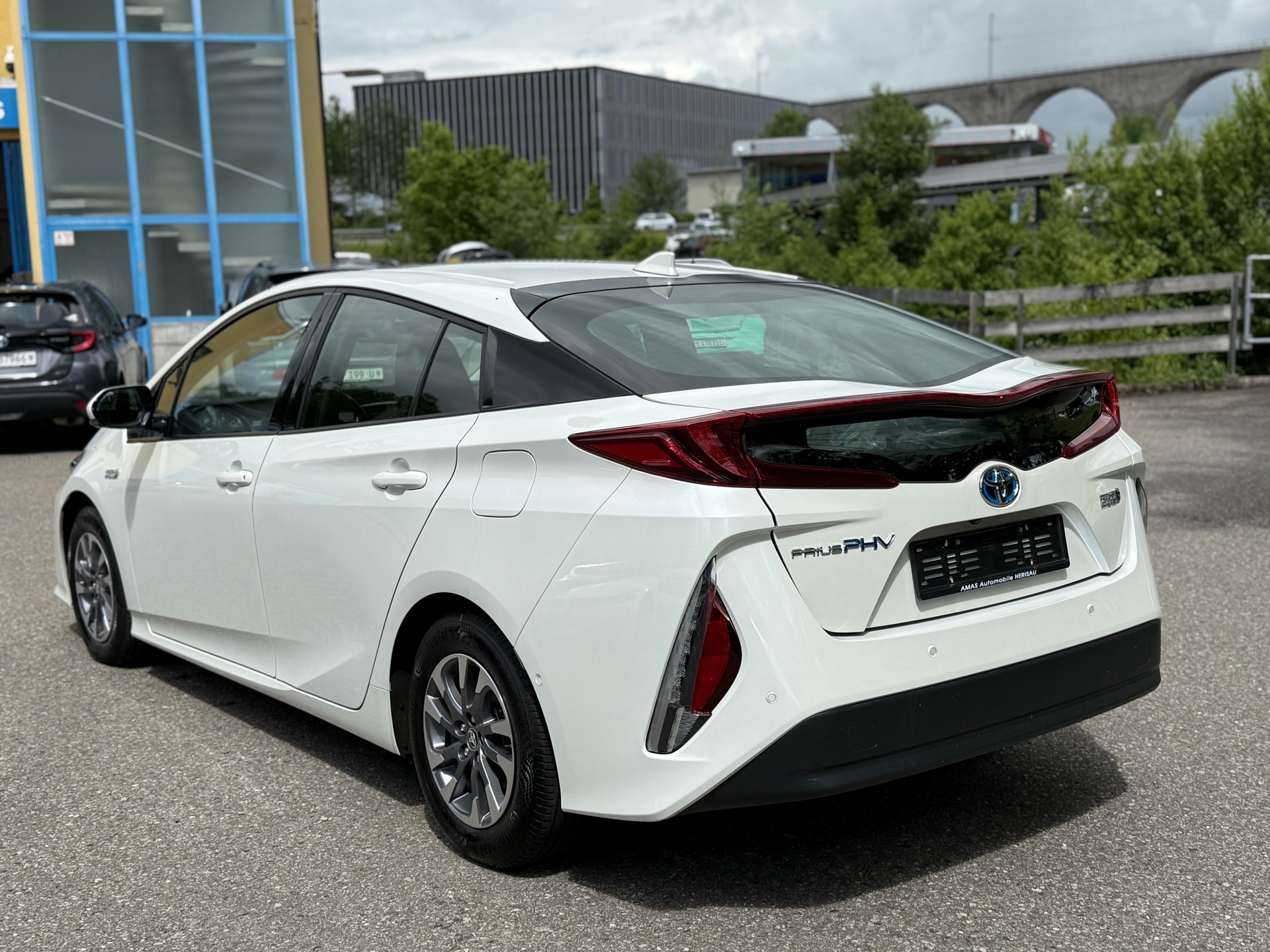 TOYOTA Prius 1.8 VVT-i Plug-in Hybrid Premium-image-15