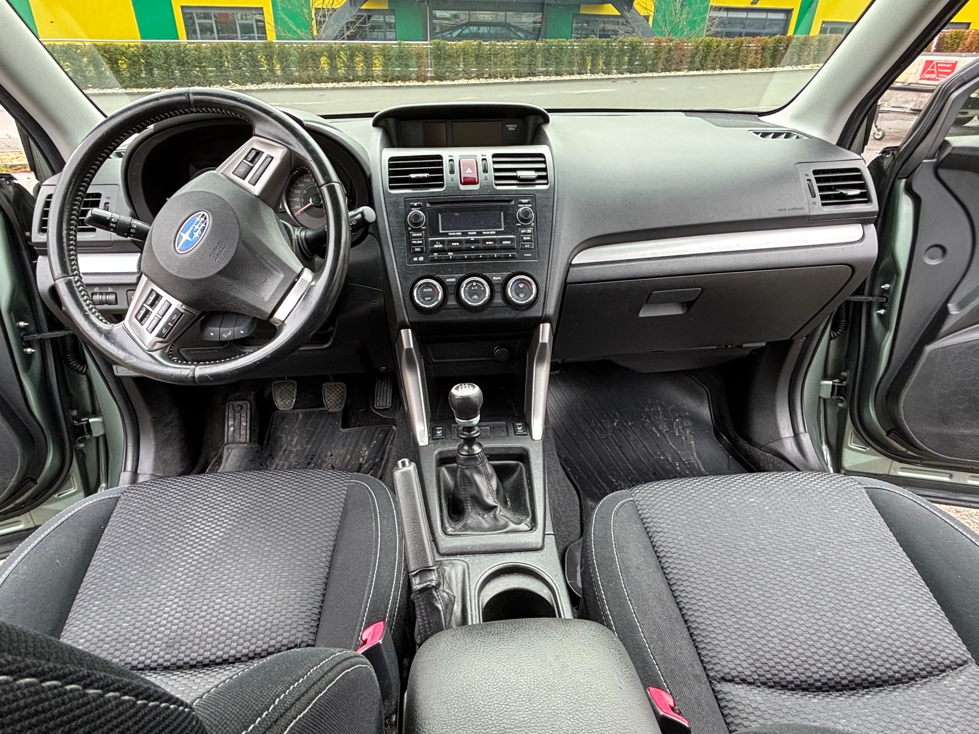 SUBARU Forester 2.0-image-10
