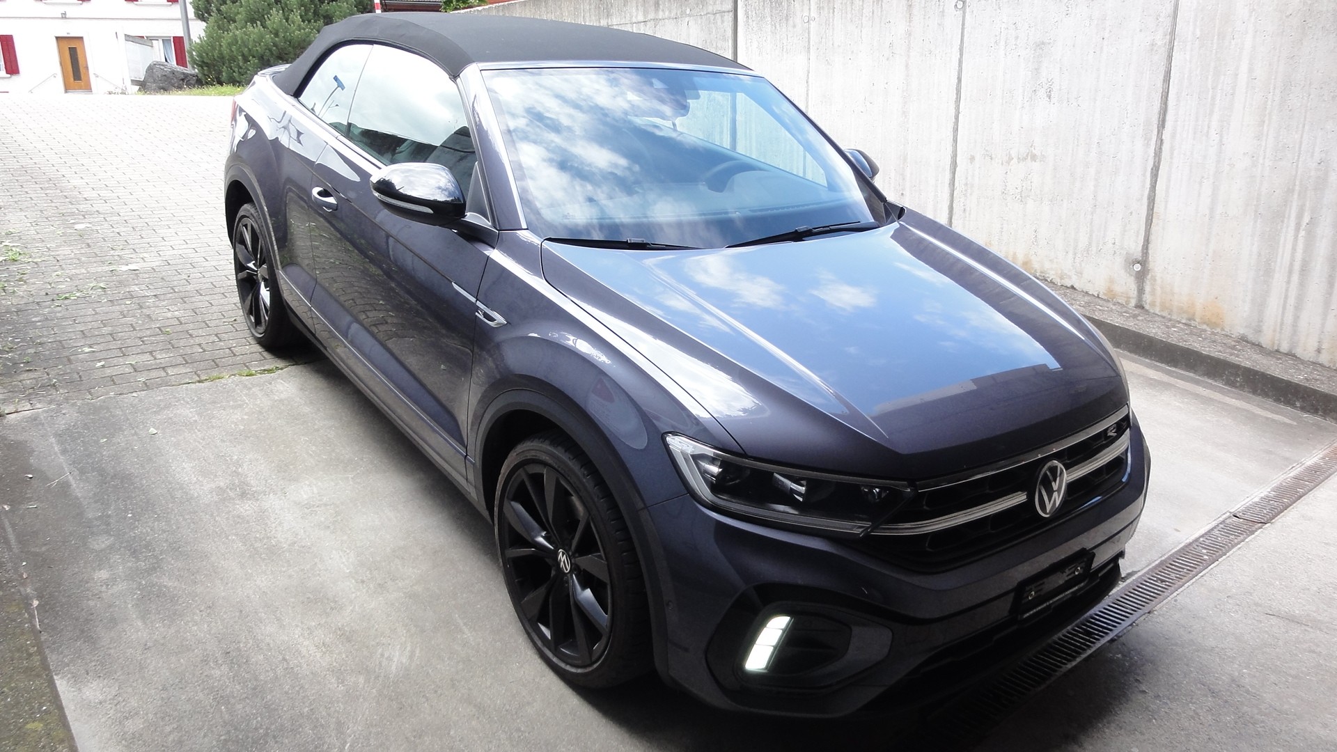 VW T-Roc Cabriolet 1.5 TSI EVO R-Line DSG-image-3