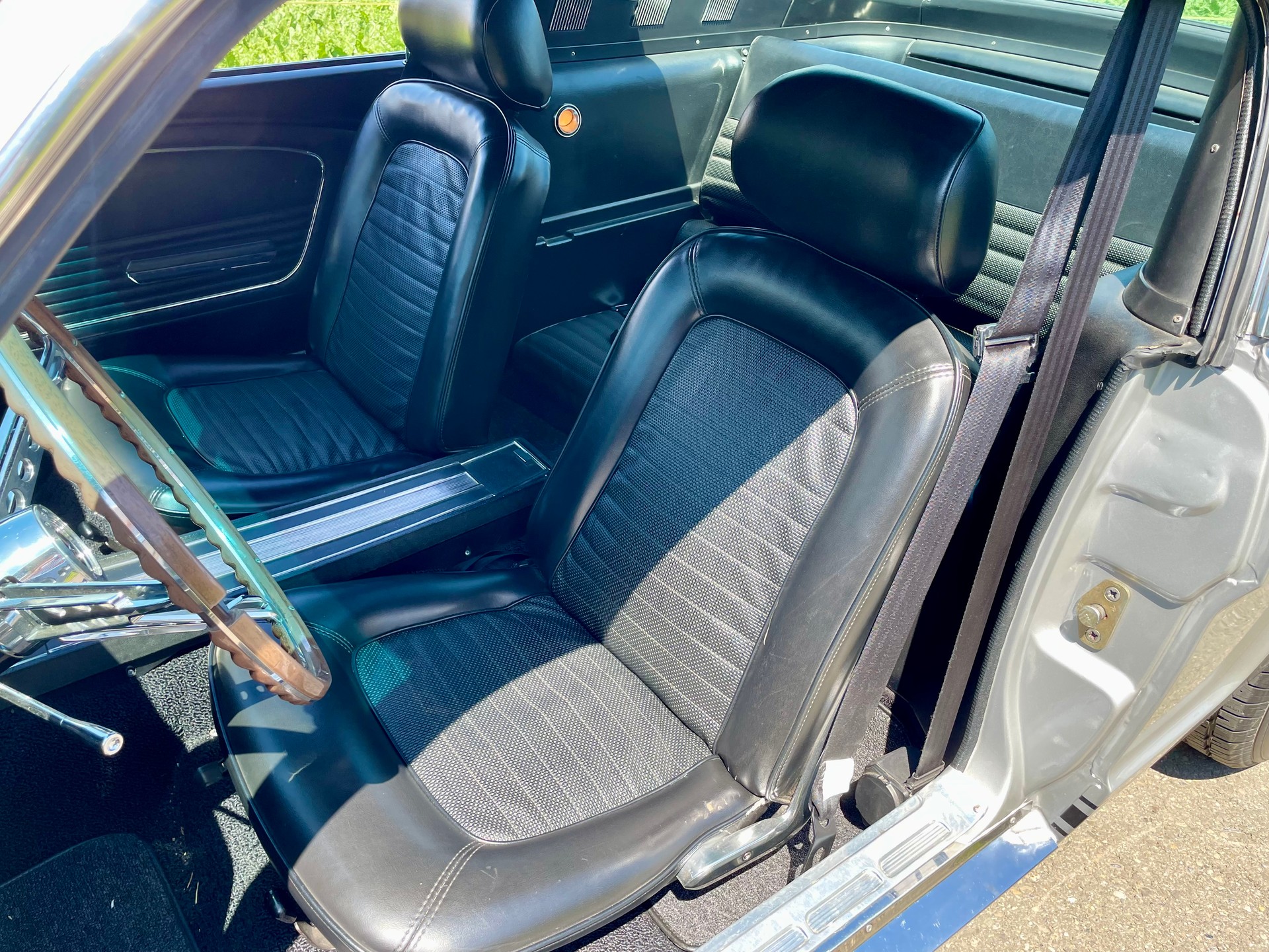 FORD Mustang Fastback 289 REAL GT Package A CODE * PIO - MODEL *-image-11