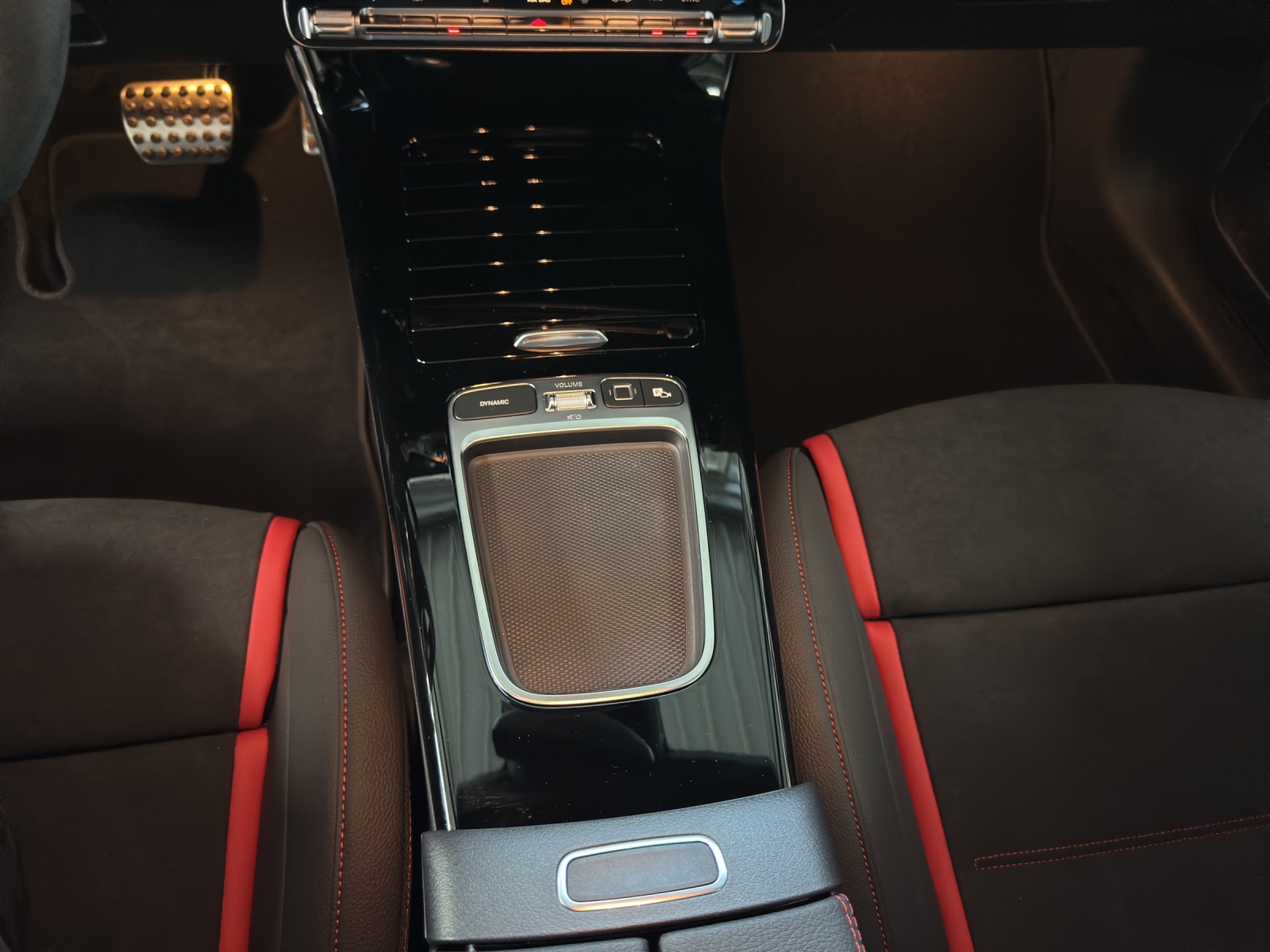 MERCEDES-BENZ A AMG 45 S 4Matic 8G-DCT-image-15