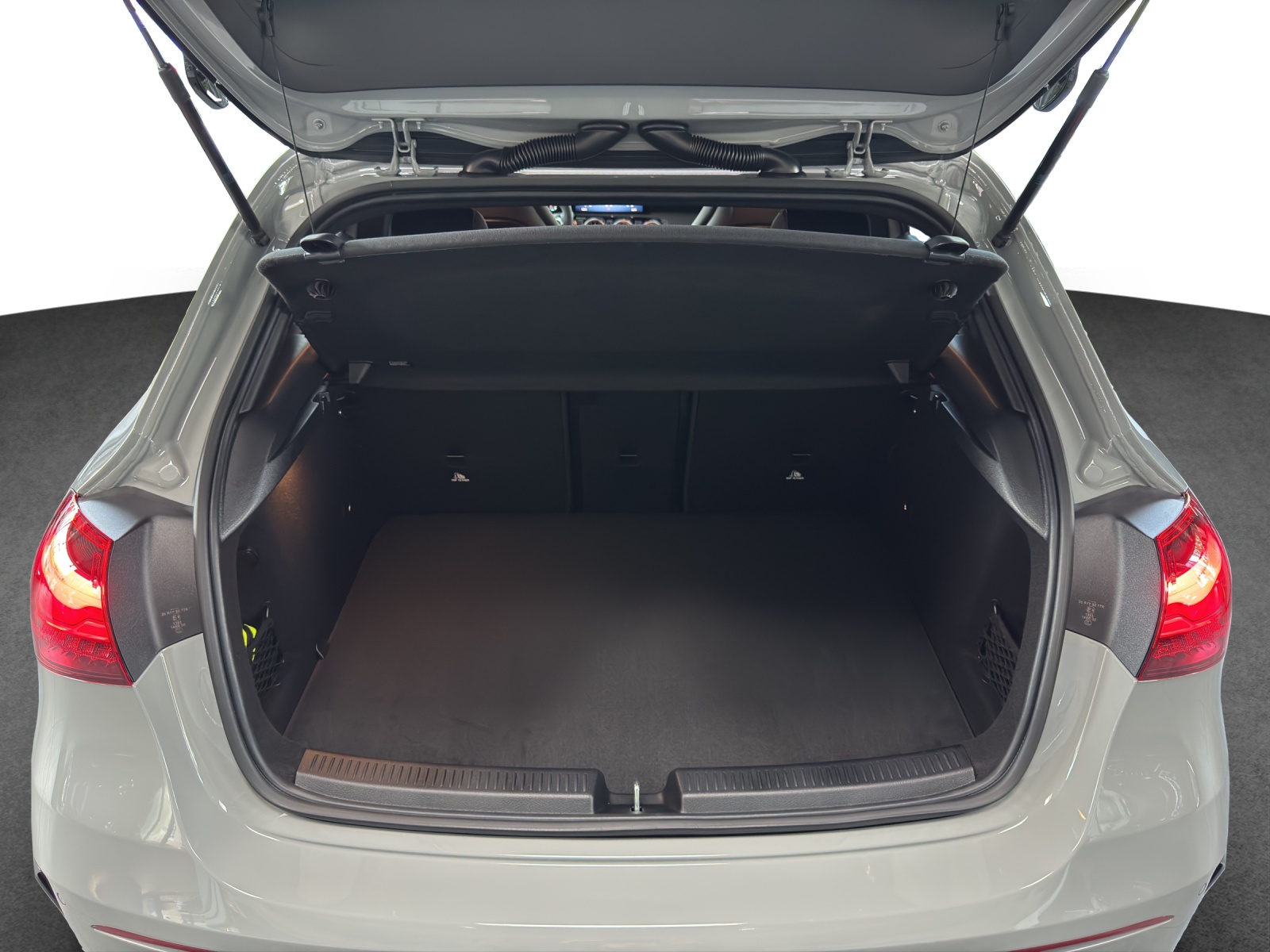 MERCEDES-BENZ A AMG 45 S 4Matic 8G-DCT-image-21