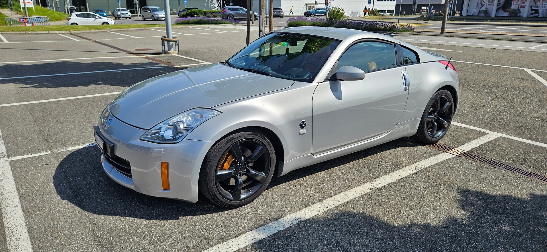 NISSAN 350 Z