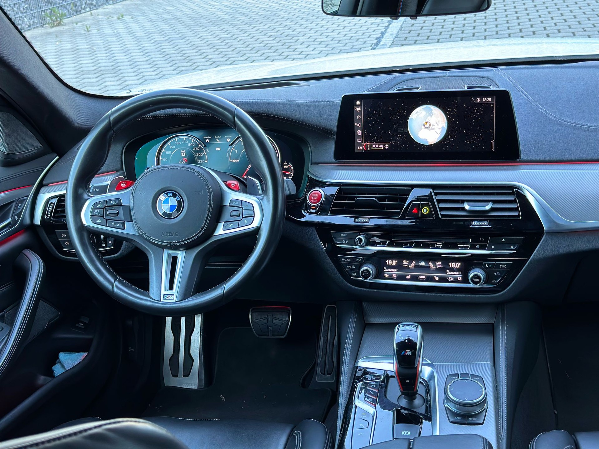 BMW M5 xDrive Competition Drivelogic-image-8