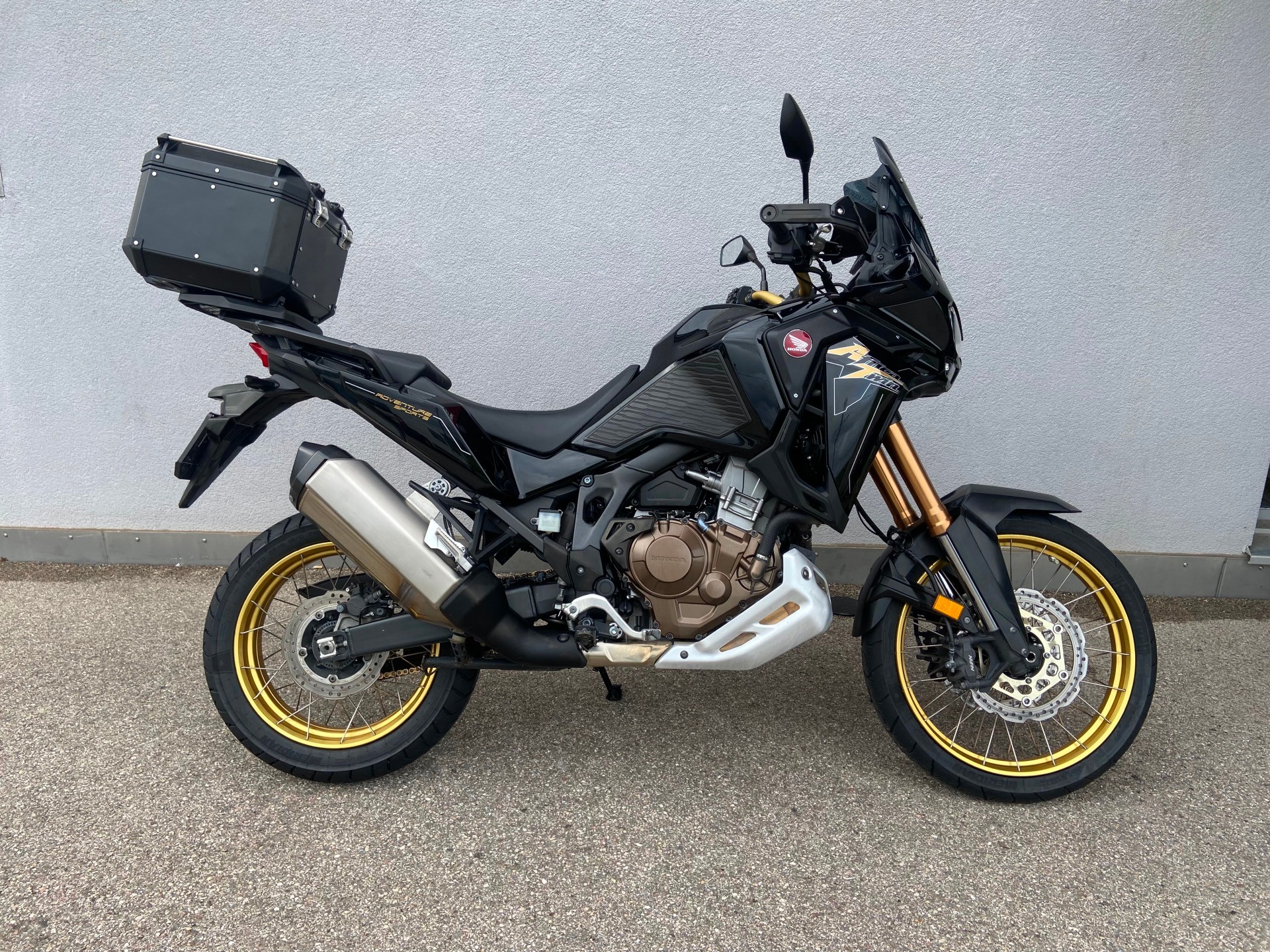 HONDA CRF 1100 Africa Twin Adventure-image-2