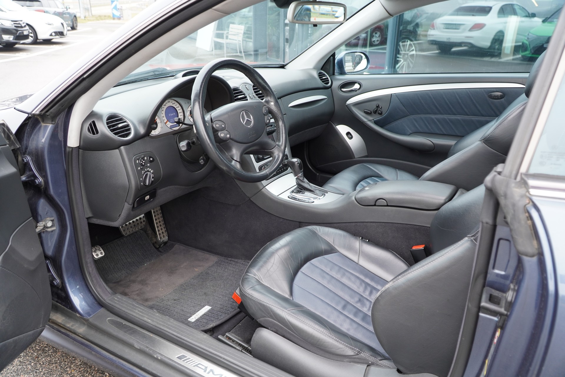 MERCEDES-BENZ CLK 55 AMG Avantgarde Automatic-image-27