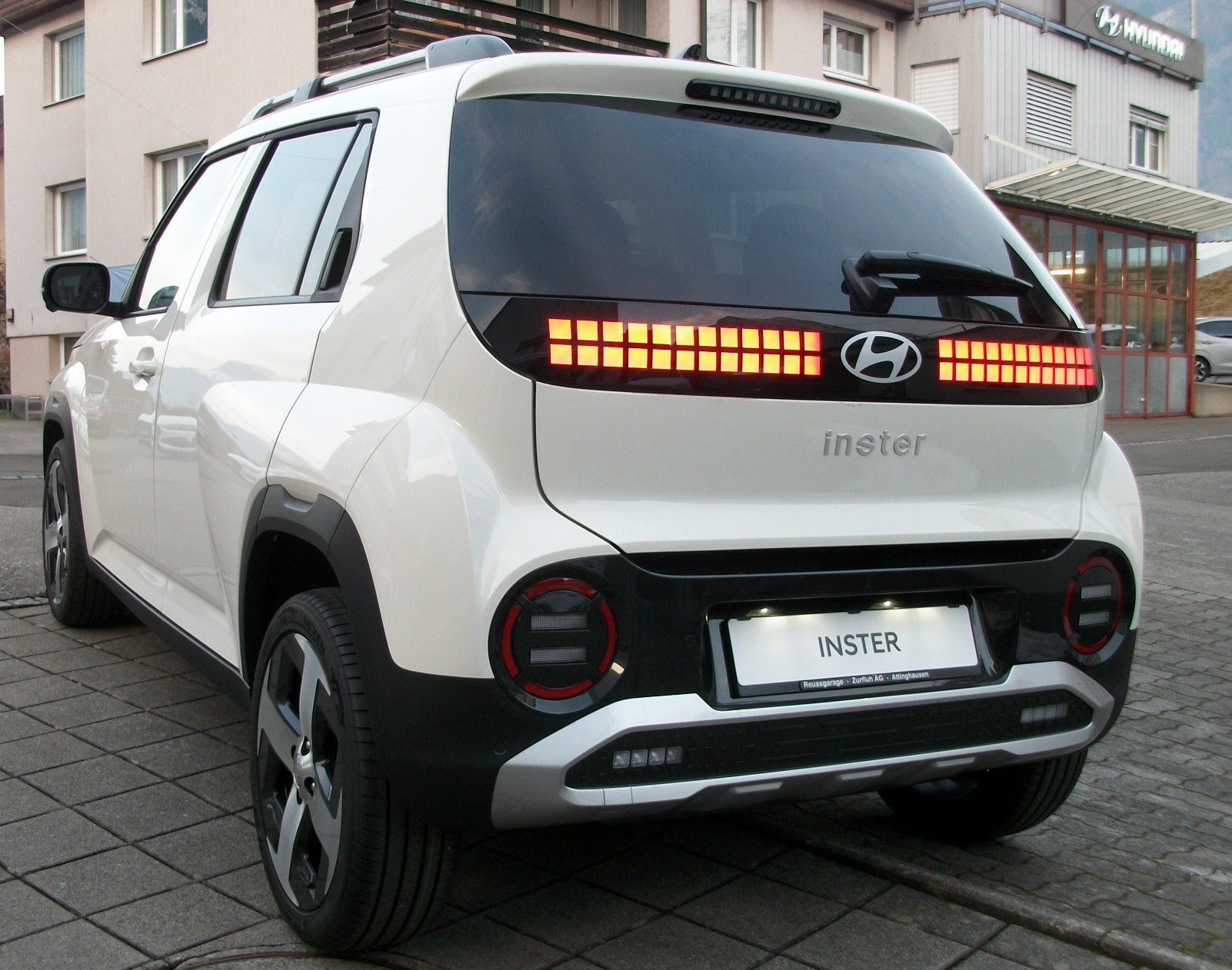 HYUNDAI Inster 49kWh Vertex-image-5