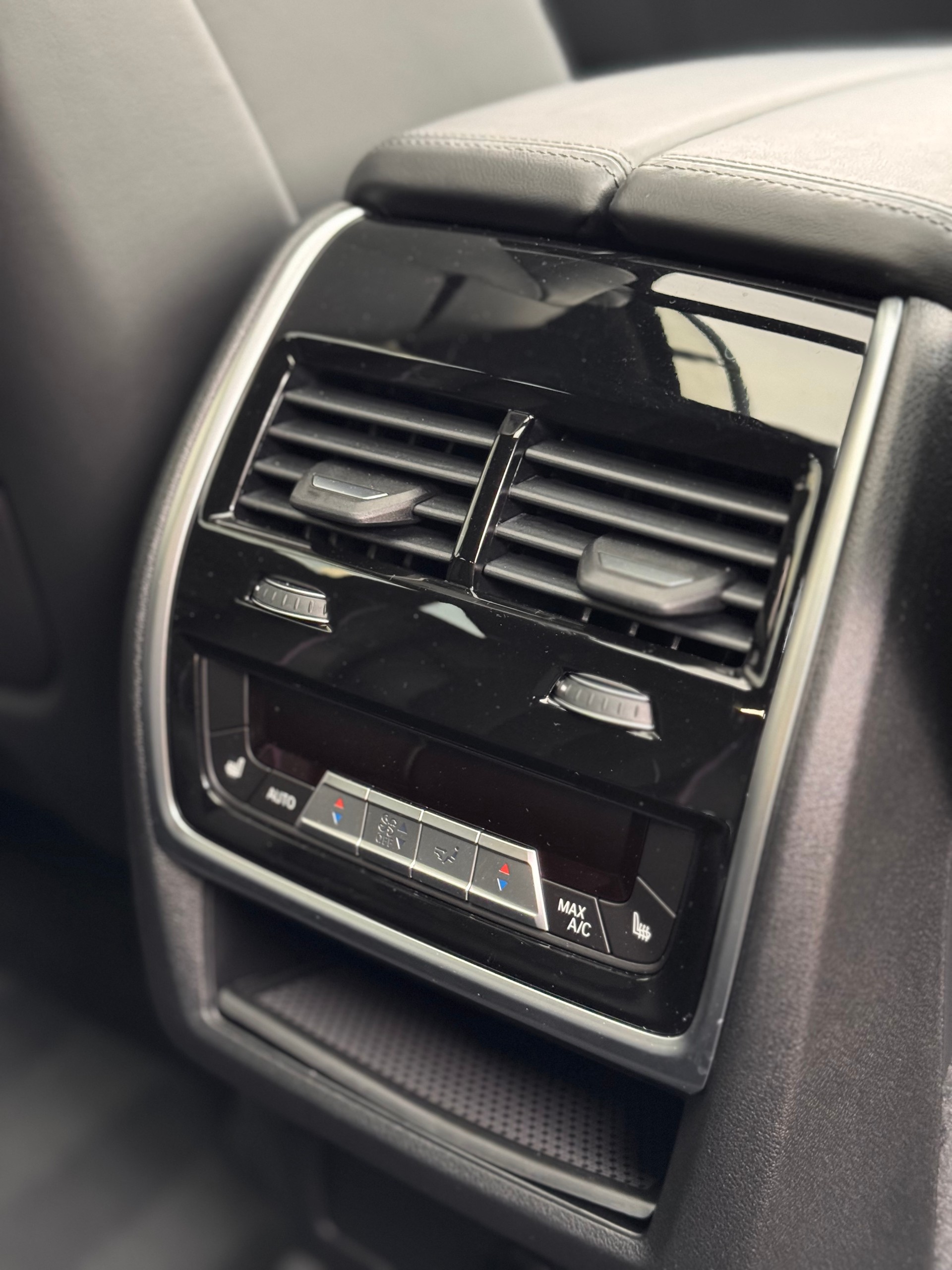 BMW X6M Steptronic M Competition-image-8