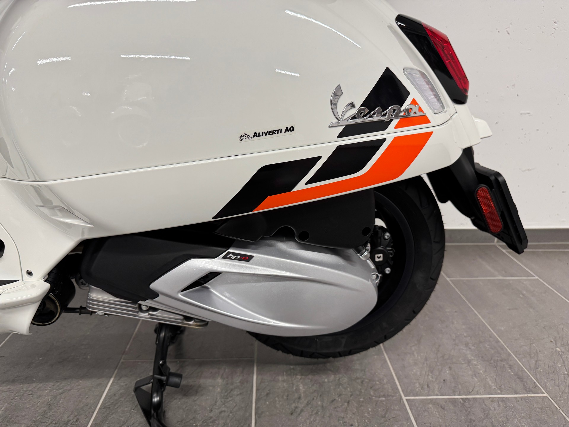 PIAGGIO Vespa GTS 310 Super Sport RST E5+-image-2