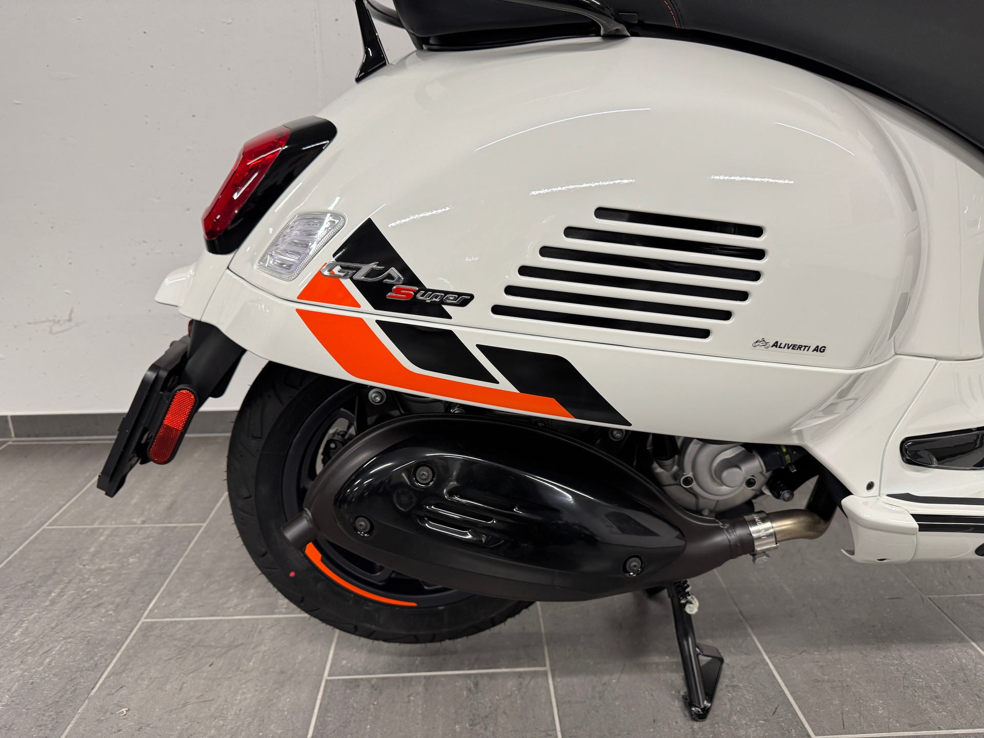 PIAGGIO Vespa GTS 310 Super Sport RST E5+-image-8