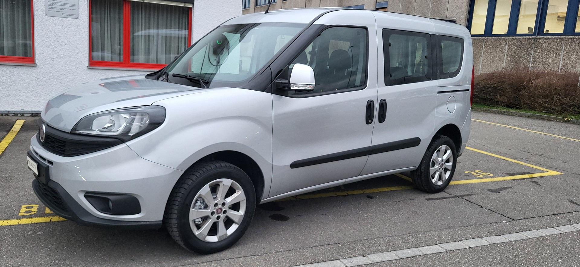 FIAT Doblò 1.4 TB Easy-showroom-element-1