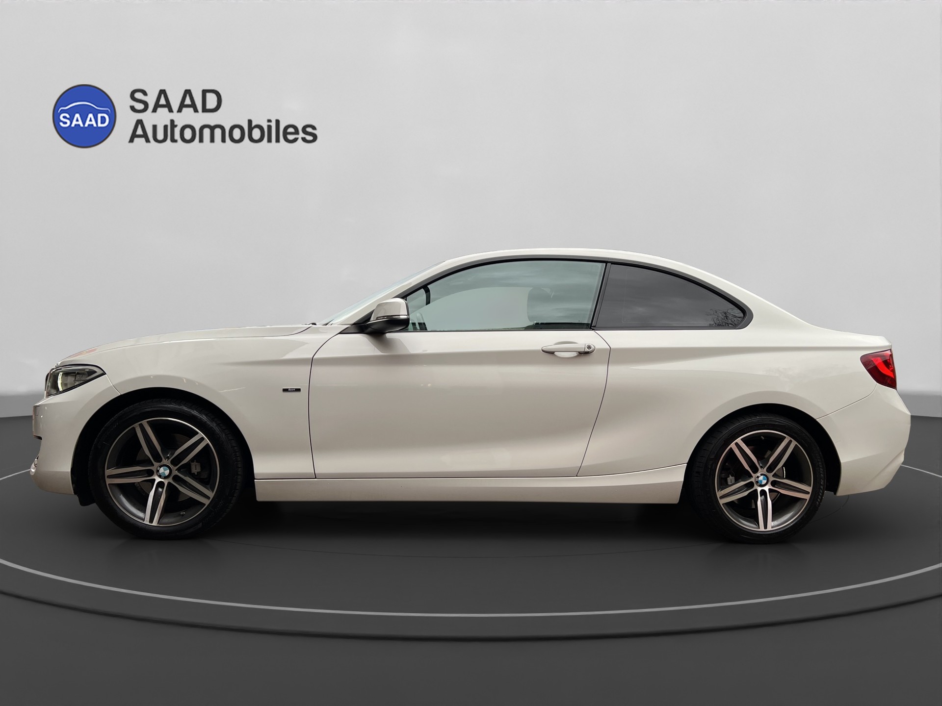 BMW 220d Sport Line-image-2