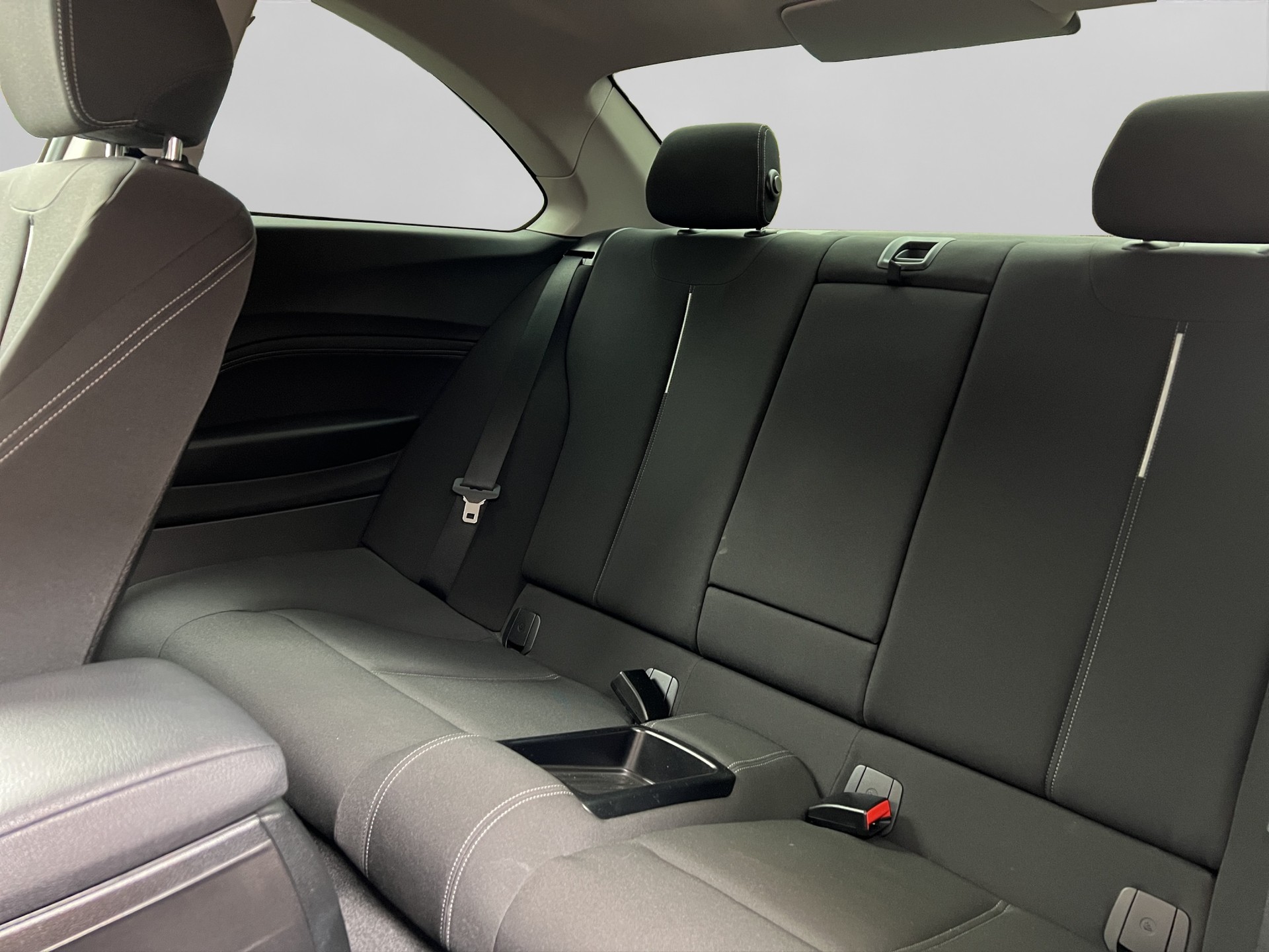 BMW 220d Sport Line-image-10