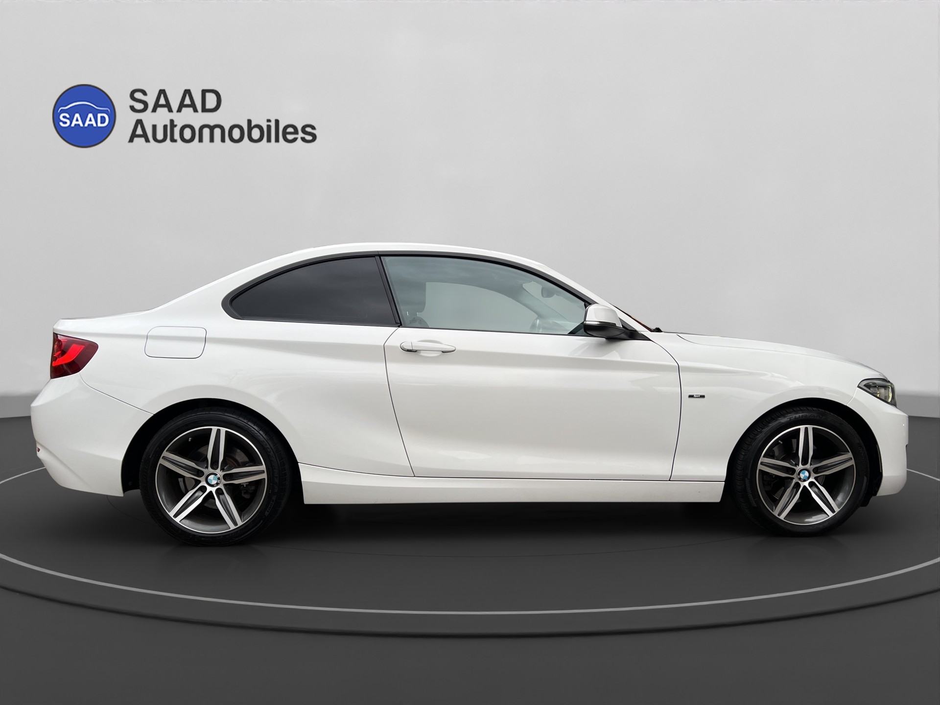 BMW 220d Sport Line-image-6