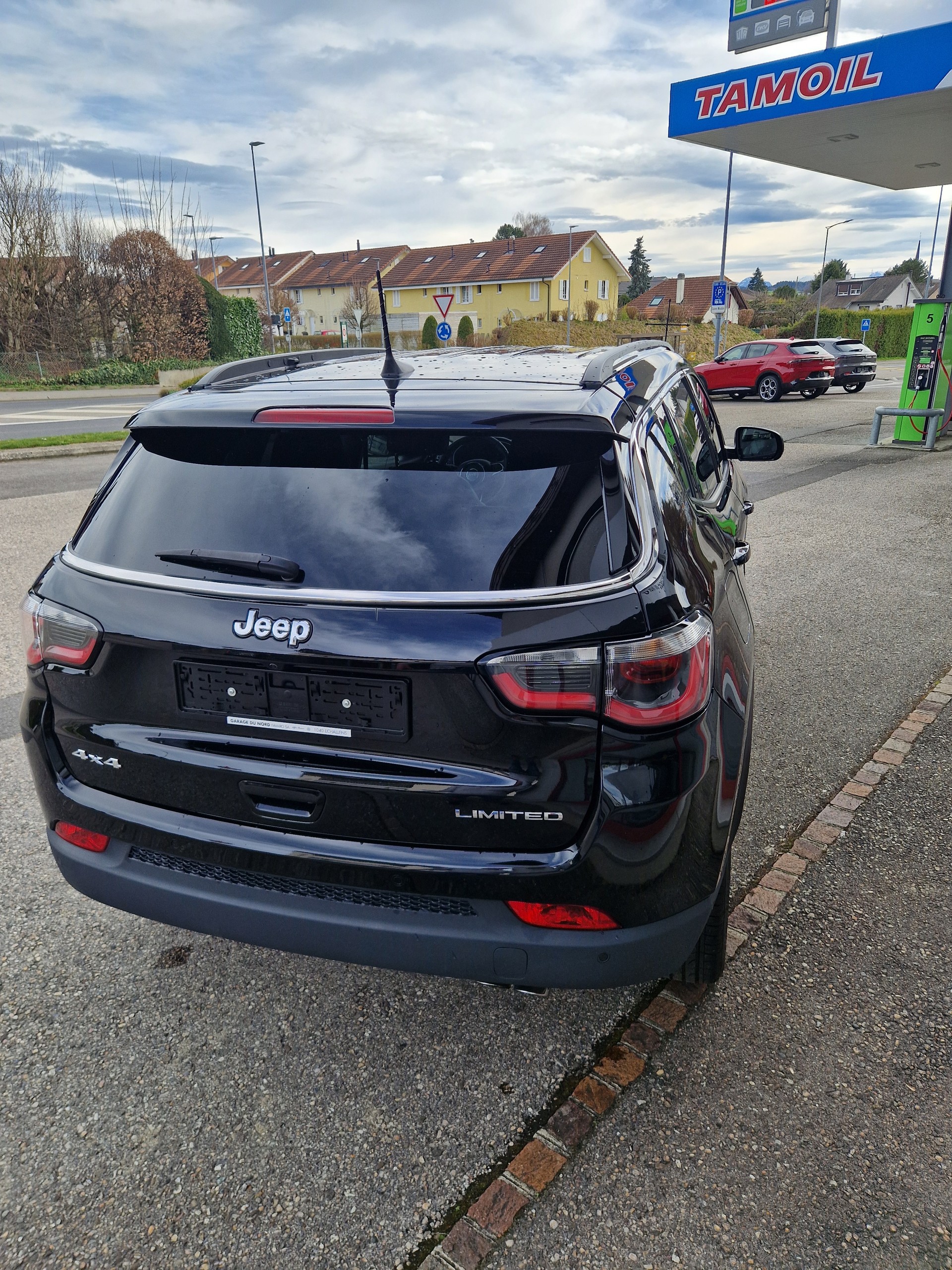 JEEP Compass 1.4 Turbo Limited AWD 9ATX-image-3