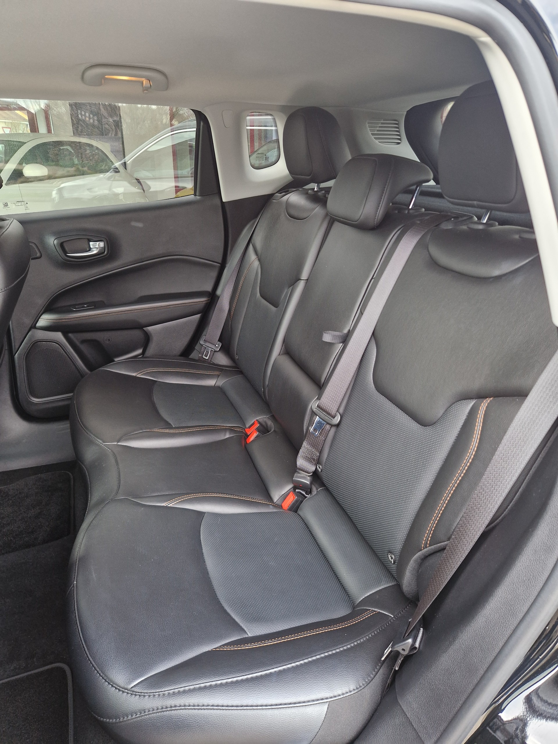 JEEP Compass 1.4 Turbo Limited AWD 9ATX-image-8