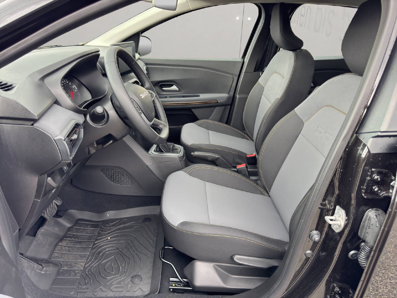 DACIA Sandero 1.0 TCe 90 Stepway Extreme-image-8