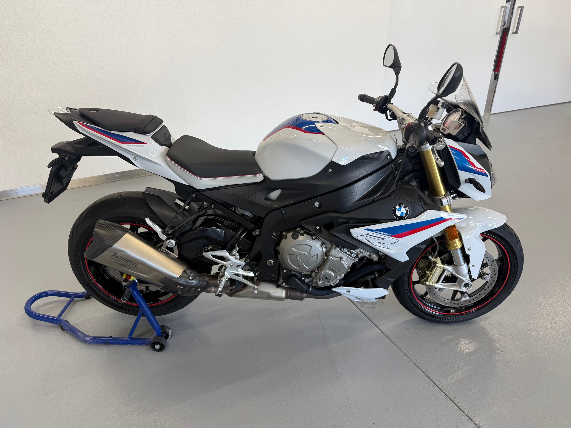 BMW S 1000 R ABS M-image-3