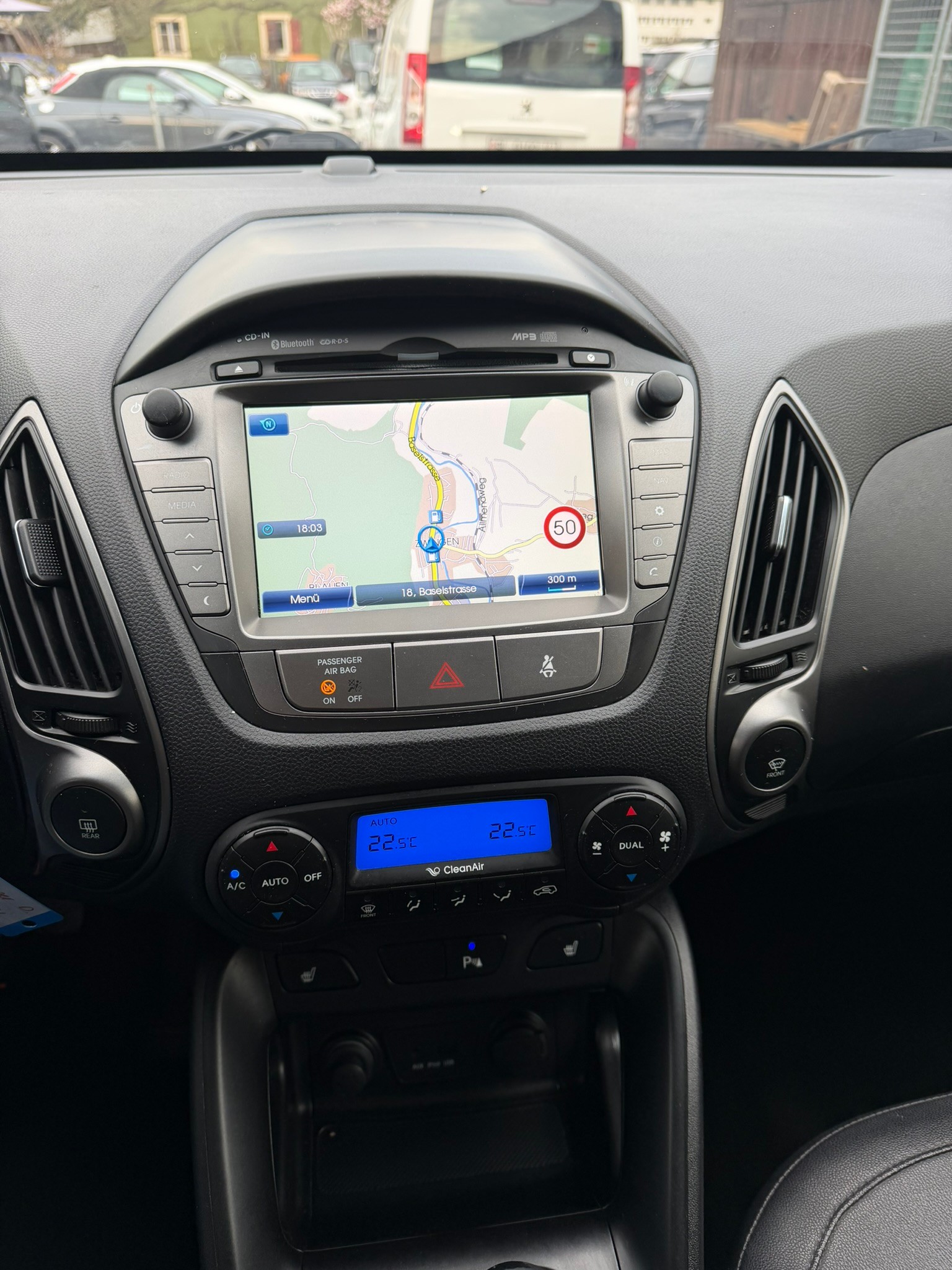 HYUNDAI iX 35 2.0 CRDi Style 4WD-image-13