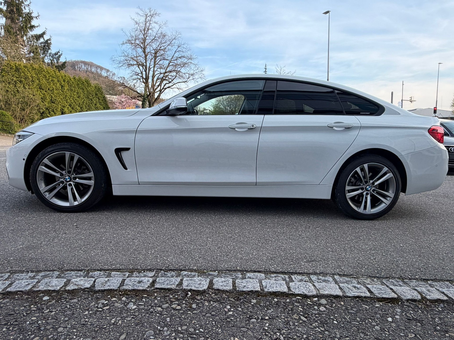 BMW 420i Gran Coupé xDrive Steptronic-image-14