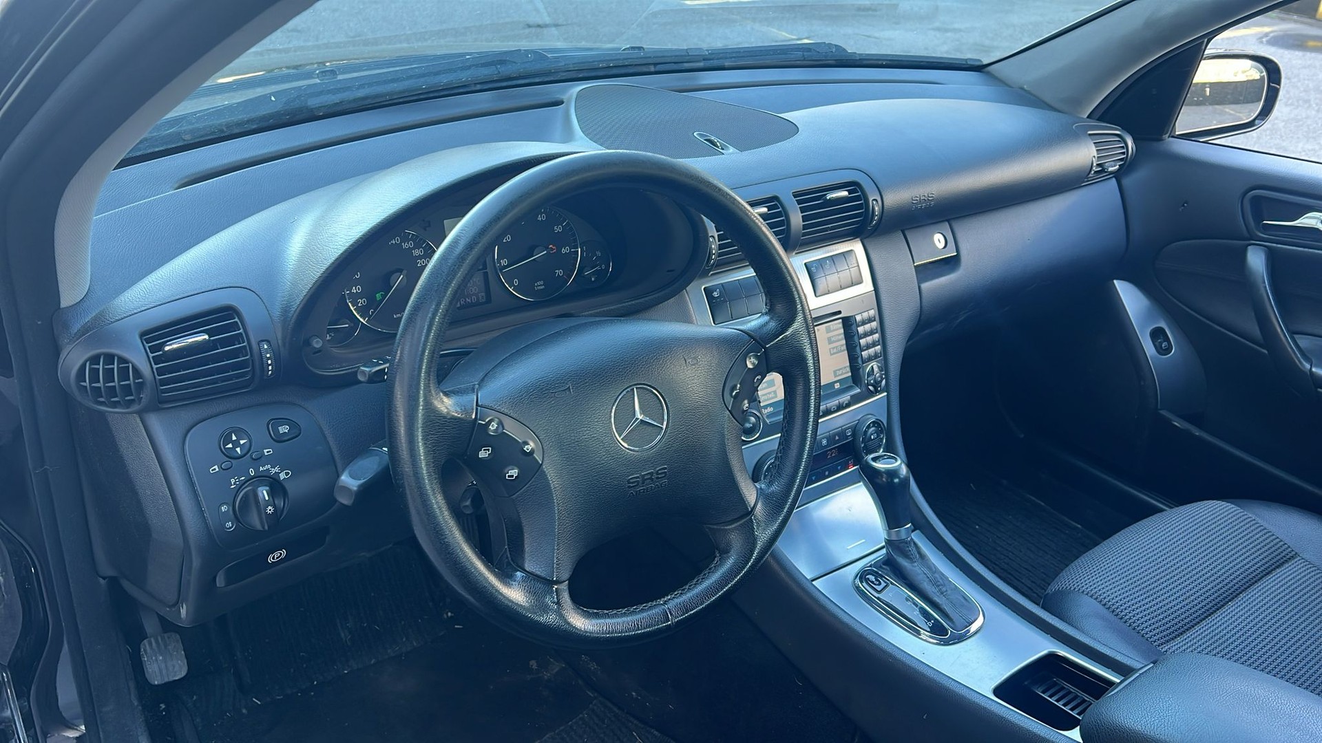 MERCEDES-BENZ C 280 Avantgarde Sport Edition 4Matic Automatic-image-11