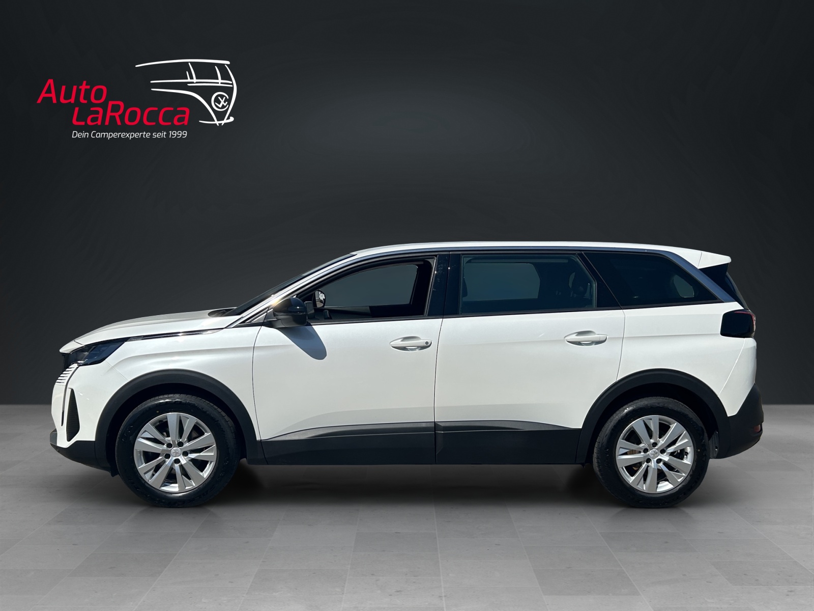 PEUGEOT 5008 1.2 Pure Tech Active Pack EAT8-showroom-element-1