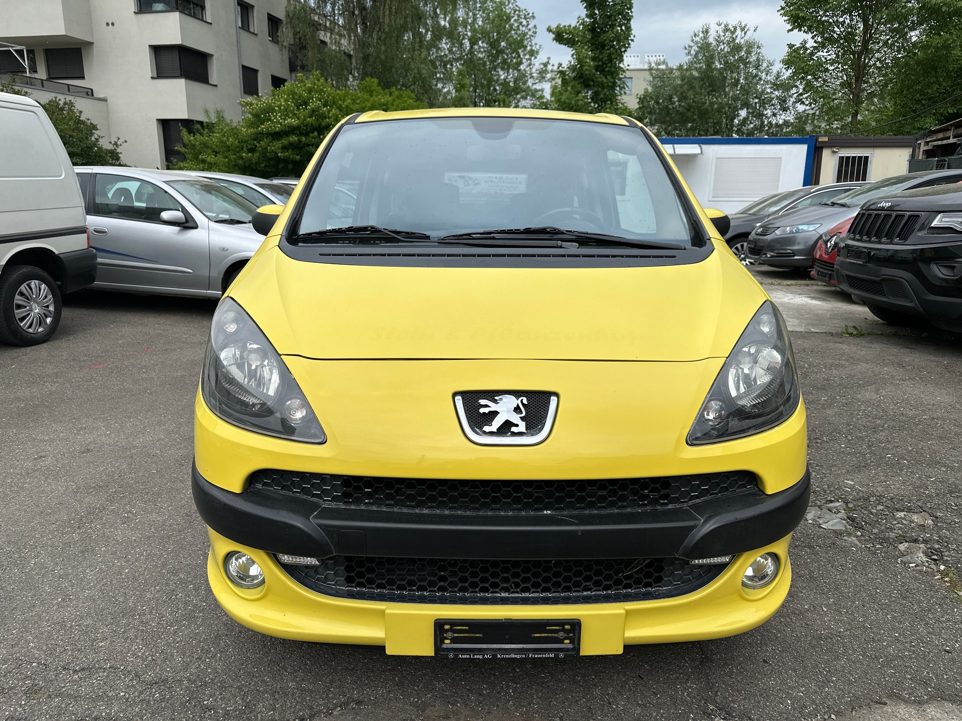 PEUGEOT 1007 1.6 Trendy 2-Tronic-image-1
