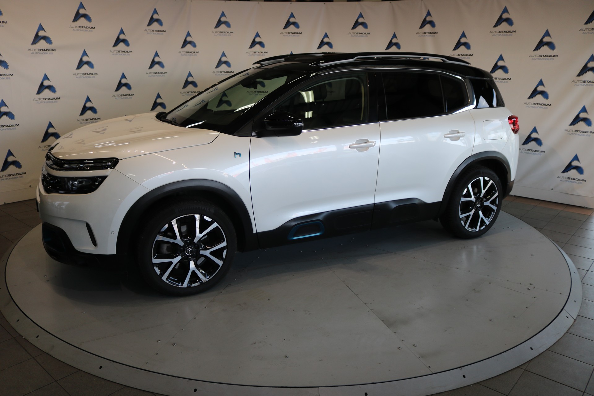 CITROEN C5 Aircross 1.6 PHEV Shine-image-12
