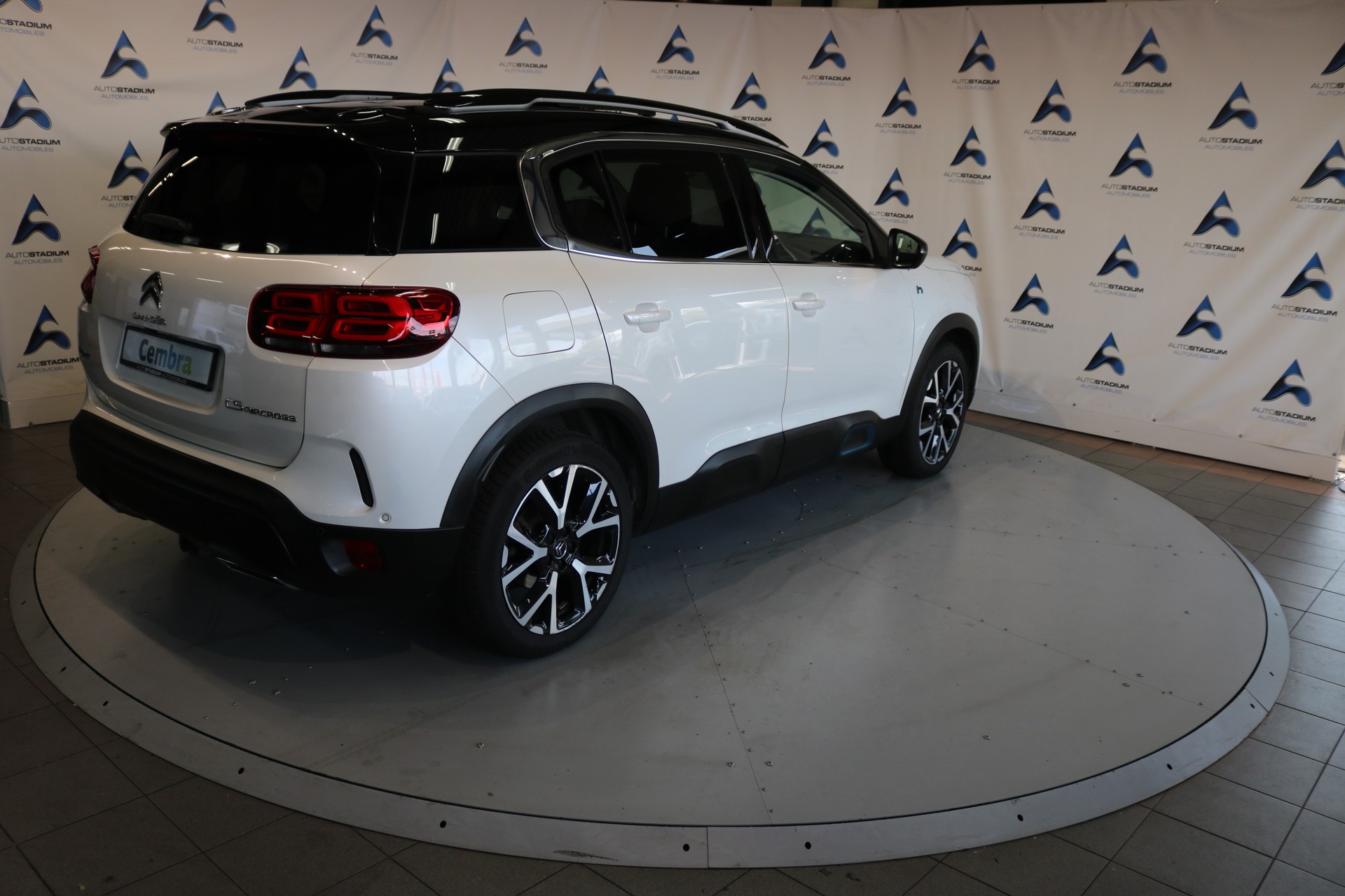 CITROEN C5 Aircross 1.6 PHEV Shine-image-27