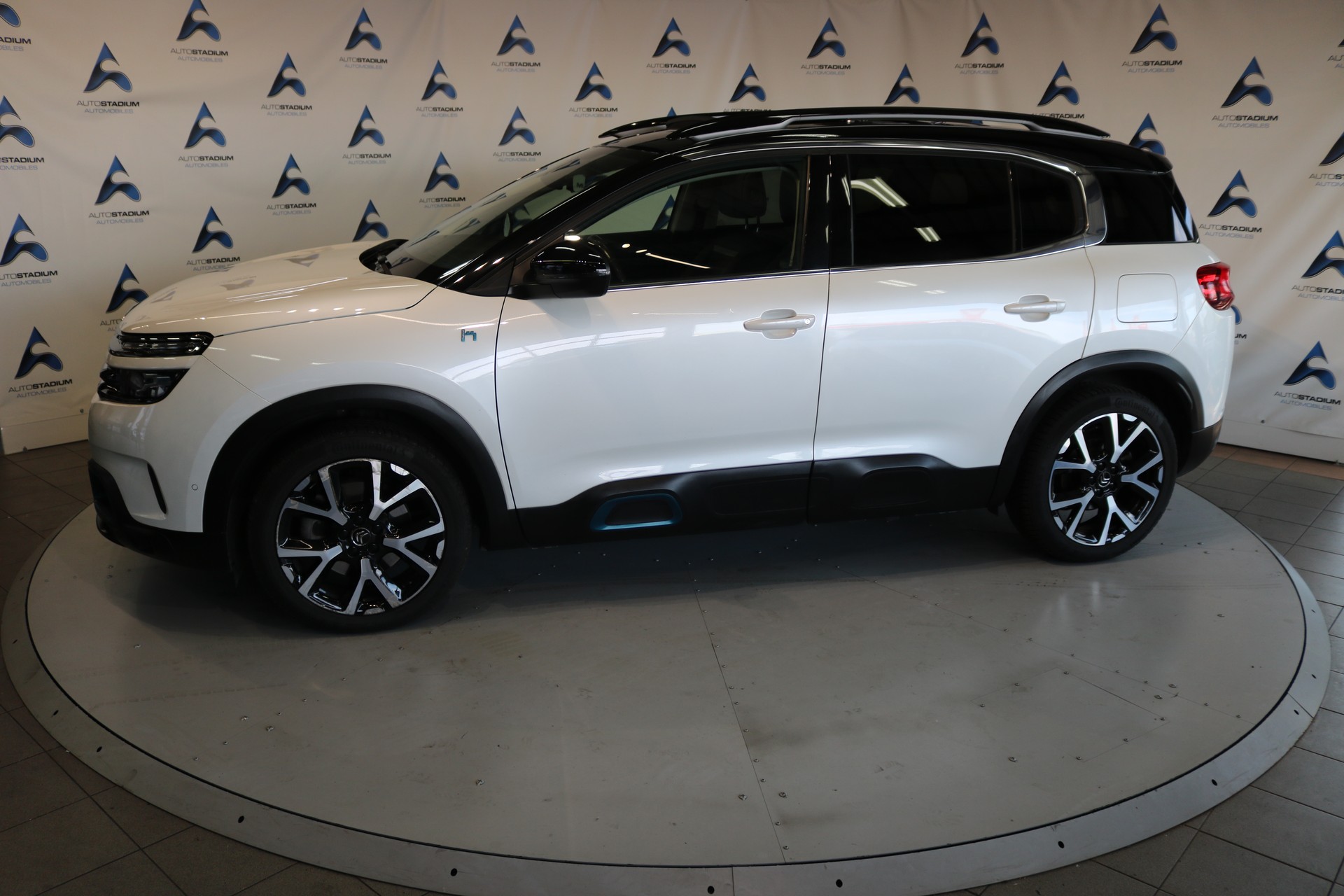 CITROEN C5 Aircross 1.6 PHEV Shine-image-14