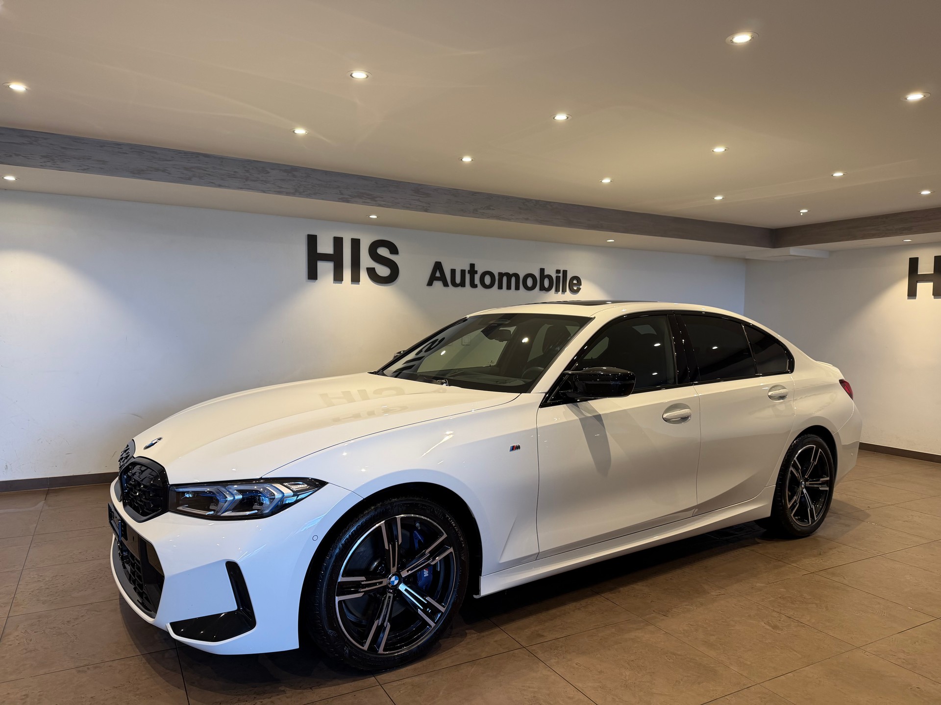 BMW M340d xDrive-showroom-element-2