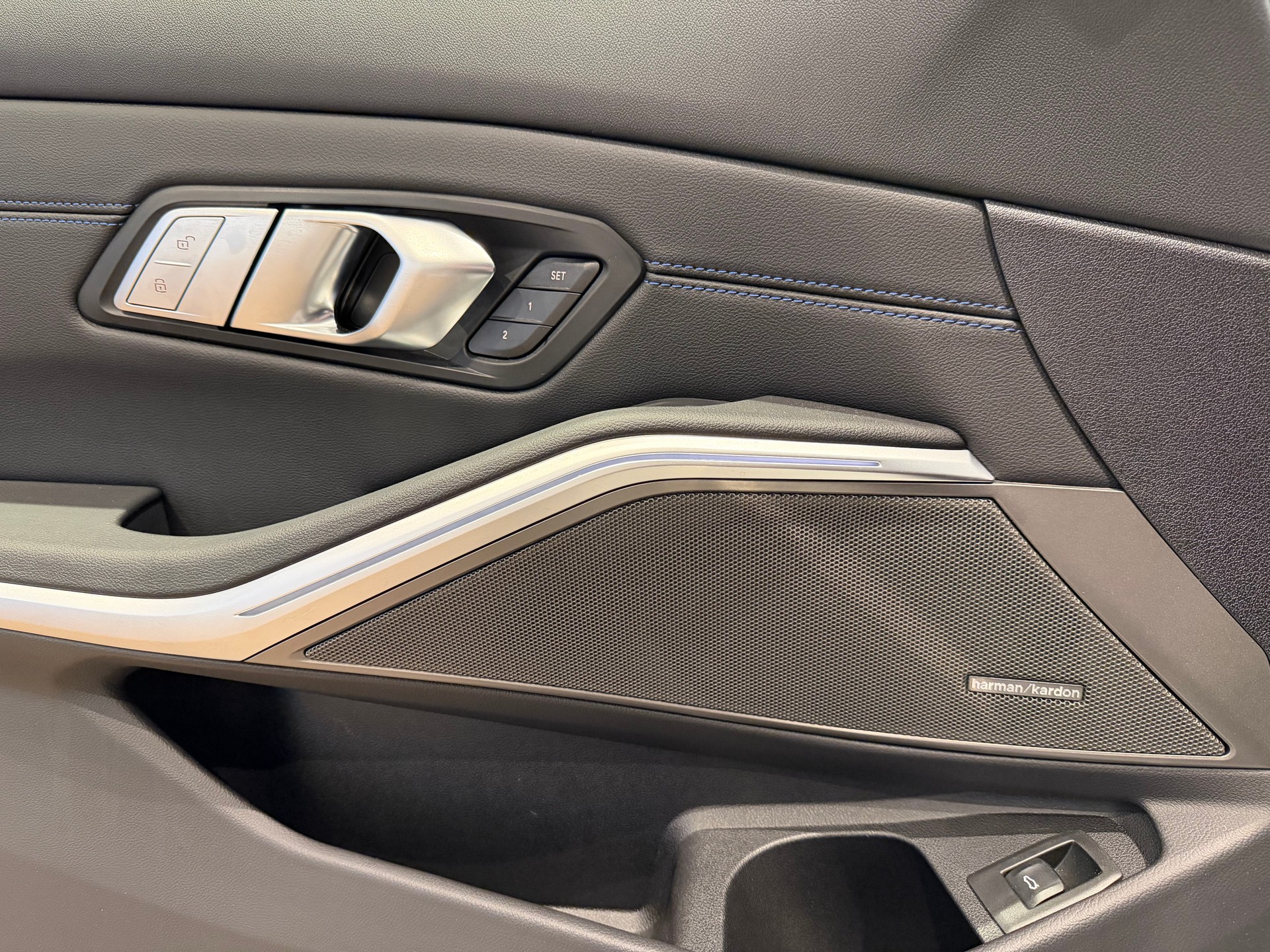 BMW M340d xDrive-image-14