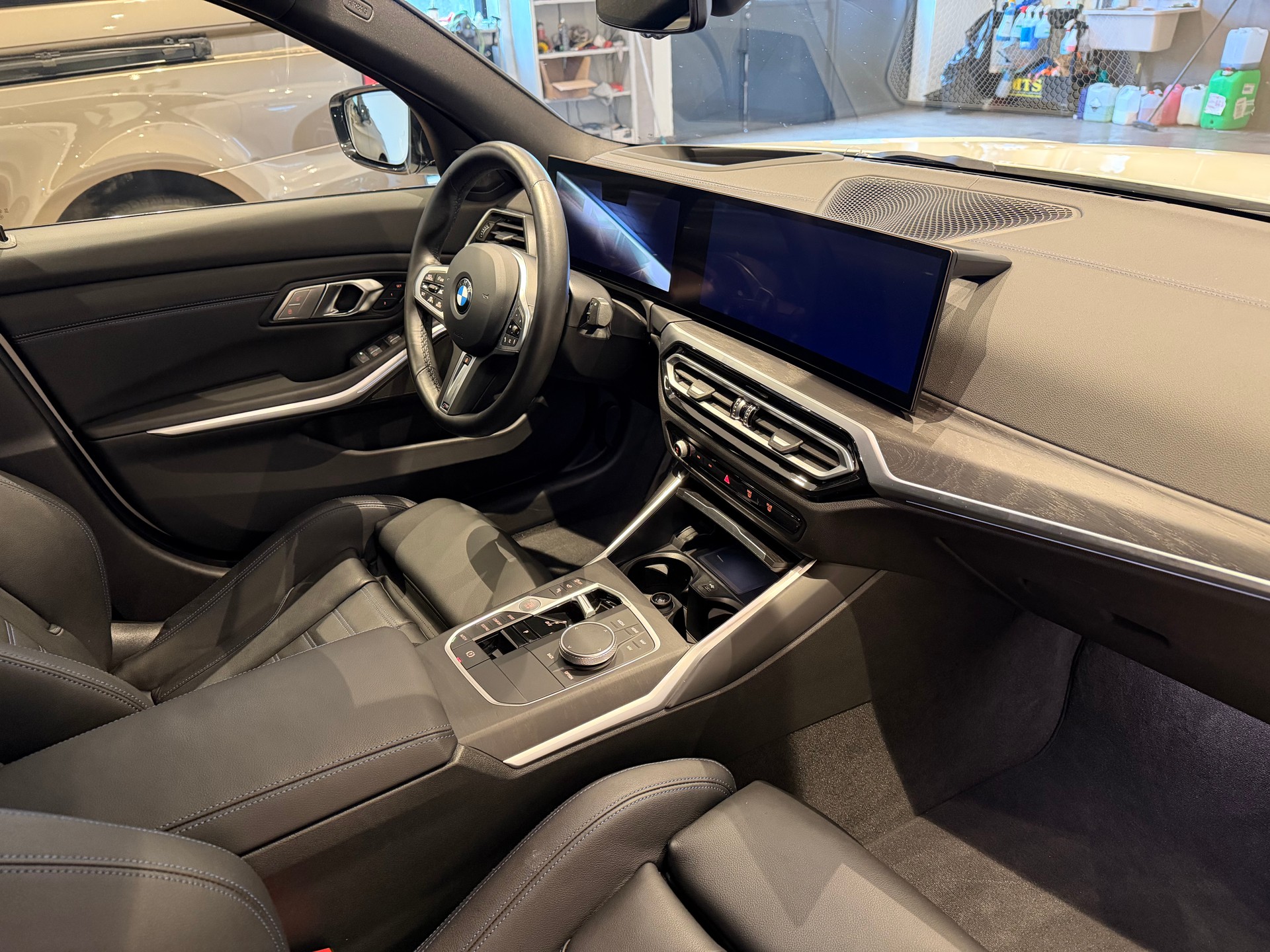 BMW M340d xDrive-image-9