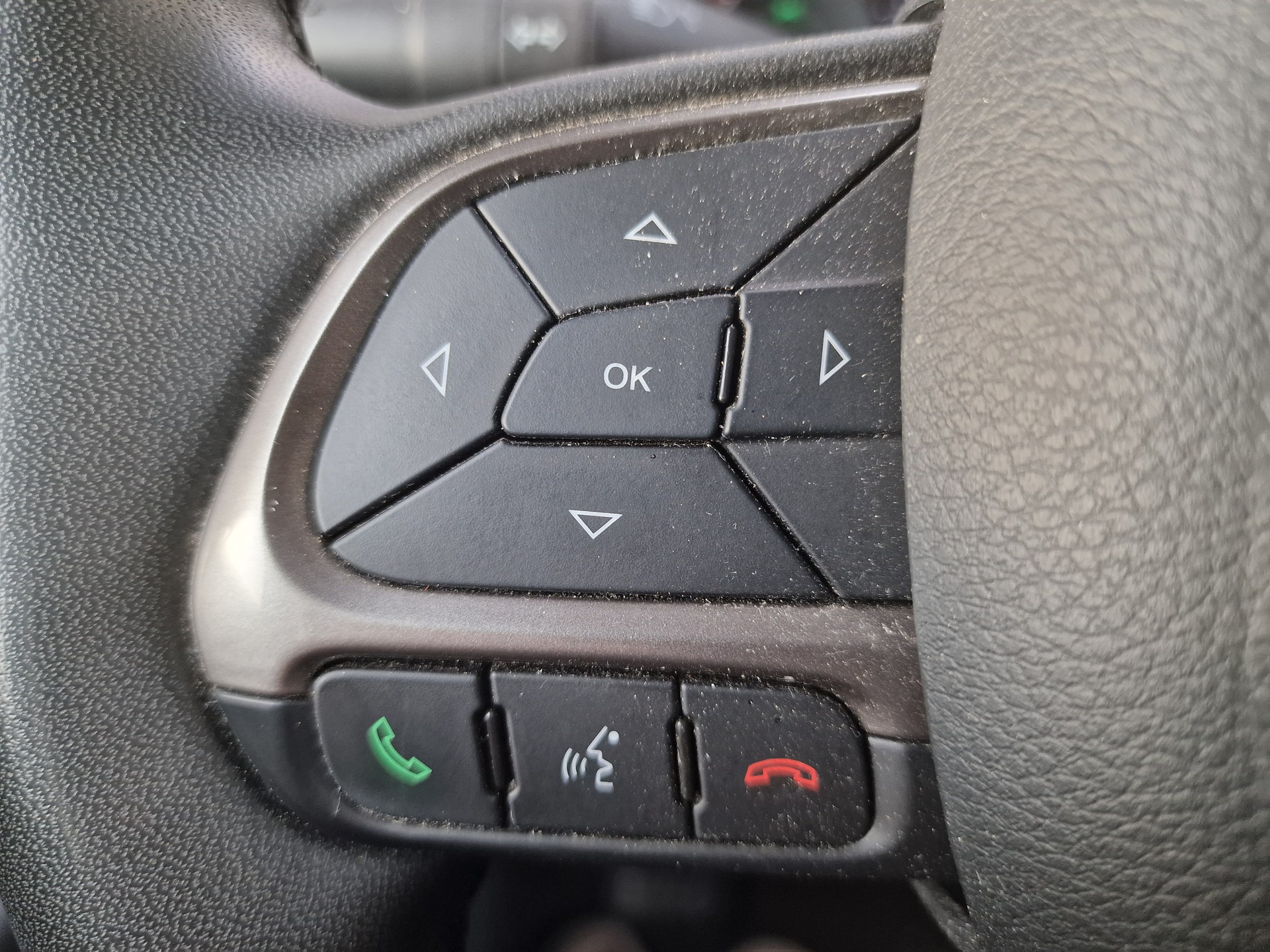 JEEP Renegade 1.3 T PHEV Limited AWD AHK 8xberei 24Mt Gara-image-13
