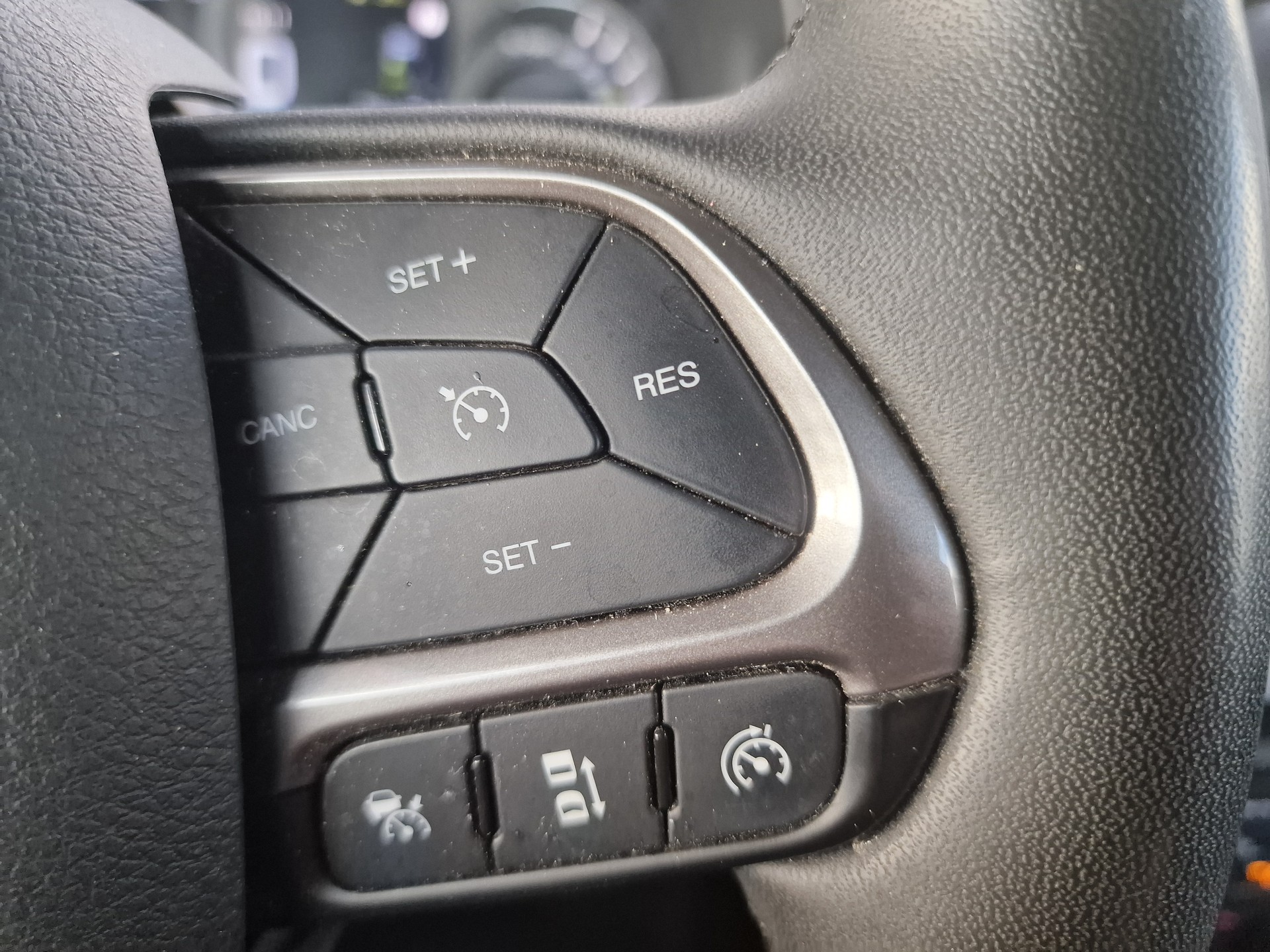 JEEP Renegade 1.3 T PHEV Limited AWD AHK 8xberei 24Mt Gara-image-12