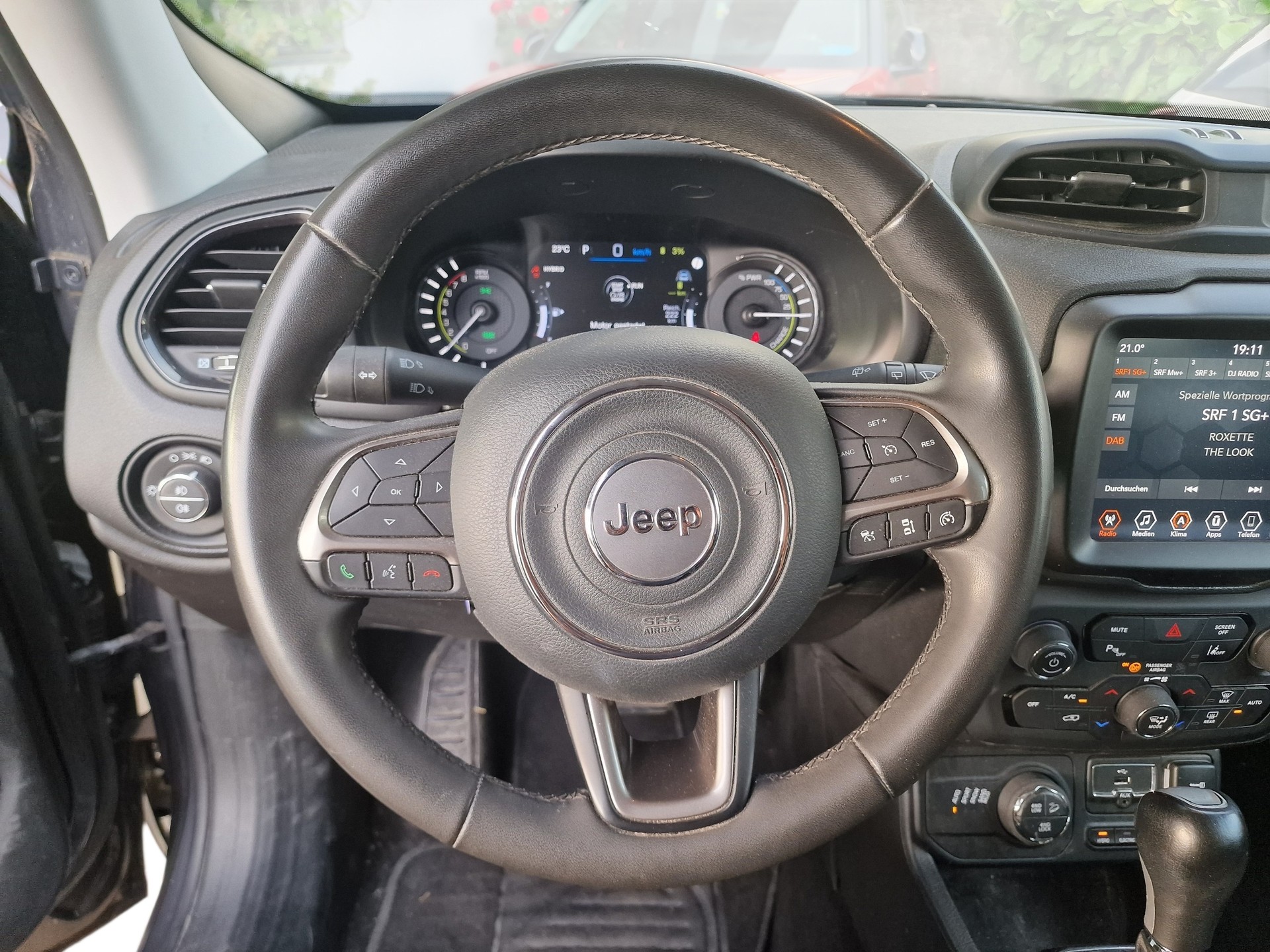 JEEP Renegade 1.3 T PHEV Limited AWD AHK 8xberei 24Mt Gara-image-10