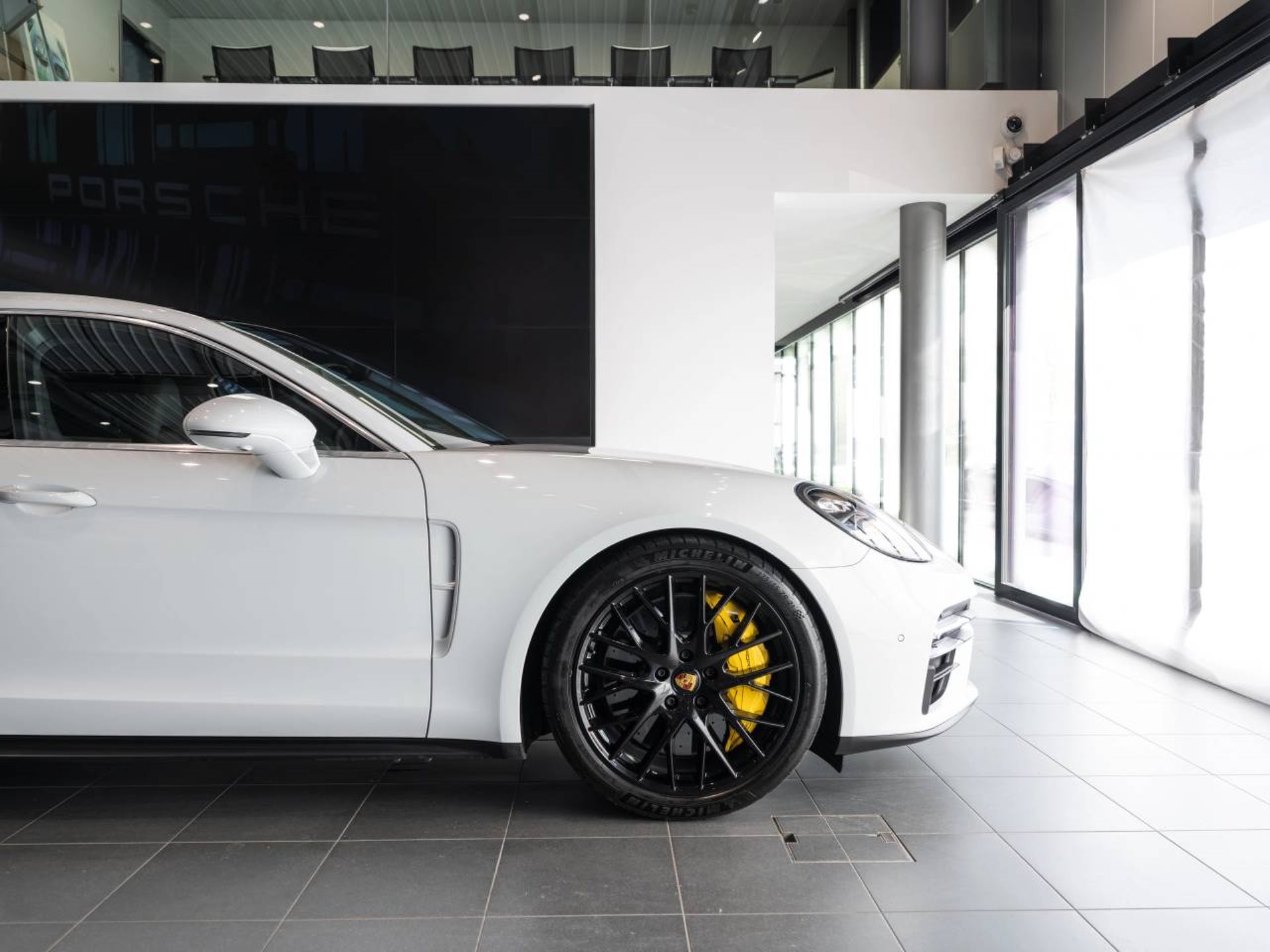 PORSCHE Panamera Turbo S Sport Turismo-image-12