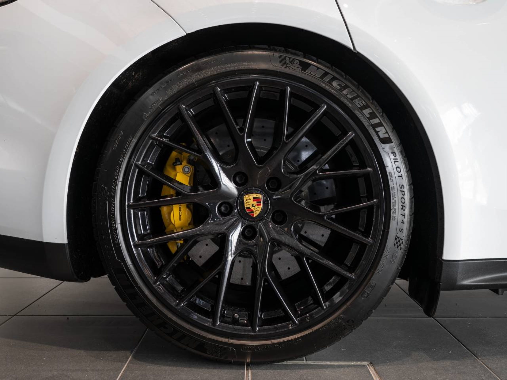 PORSCHE Panamera Turbo S Sport Turismo-image-30